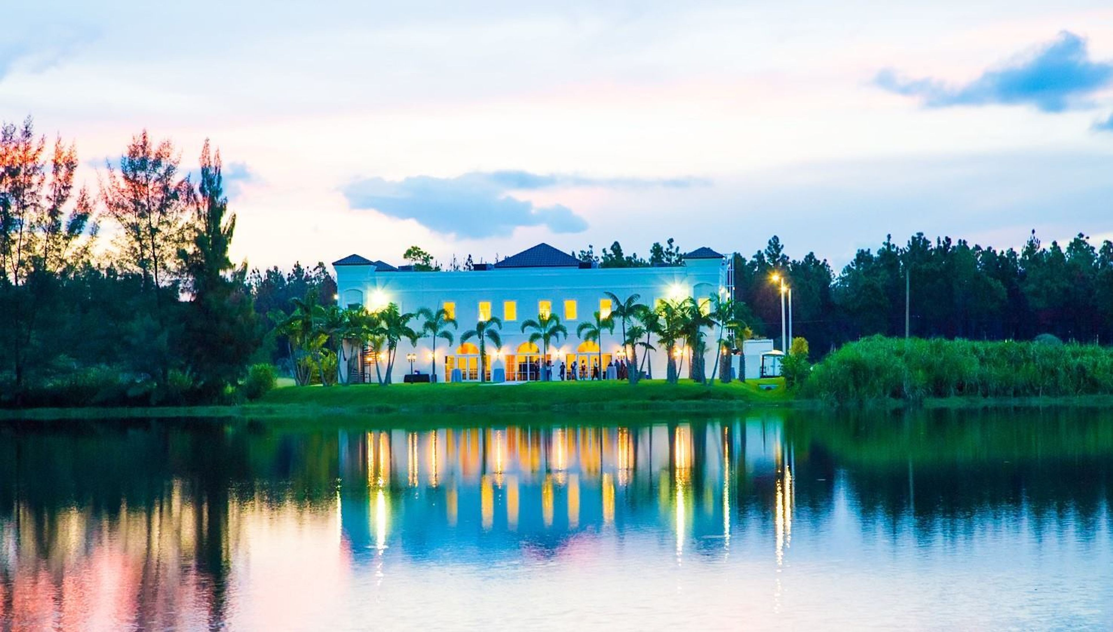 Cover photo of Vista Lago Ballroom