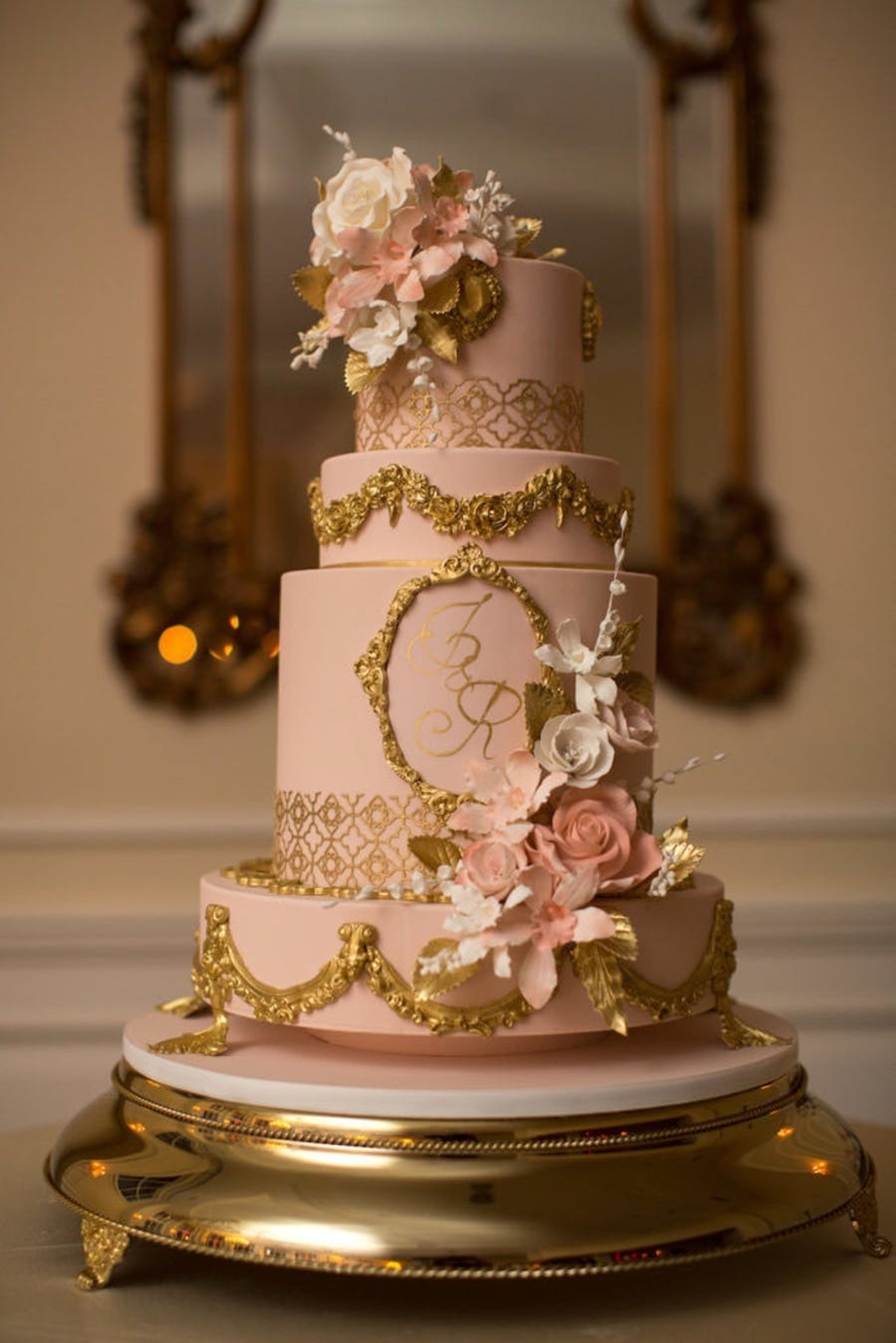 Cover photo of Elegant Temptations Cakes