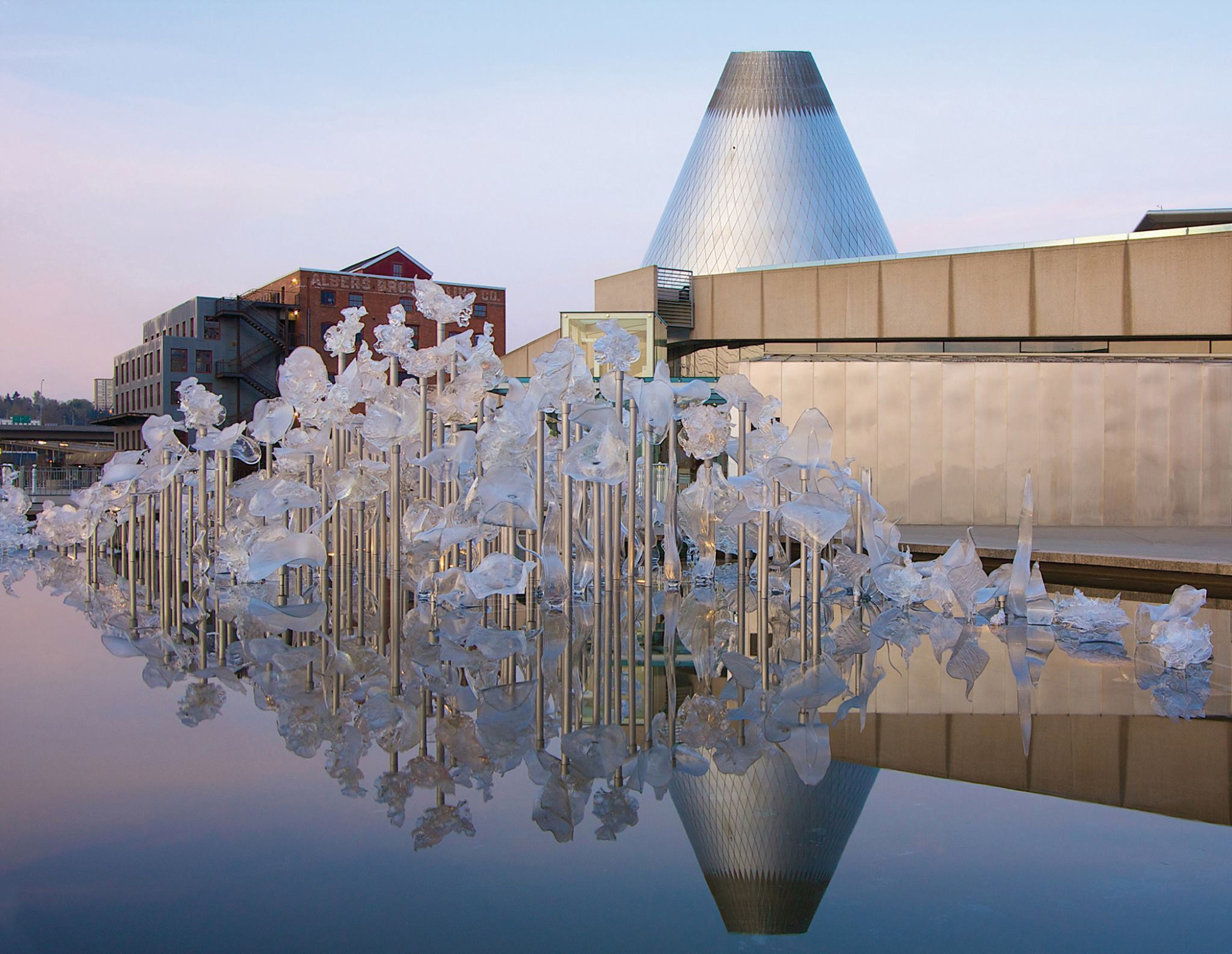 Cover photo of Museum of Glass