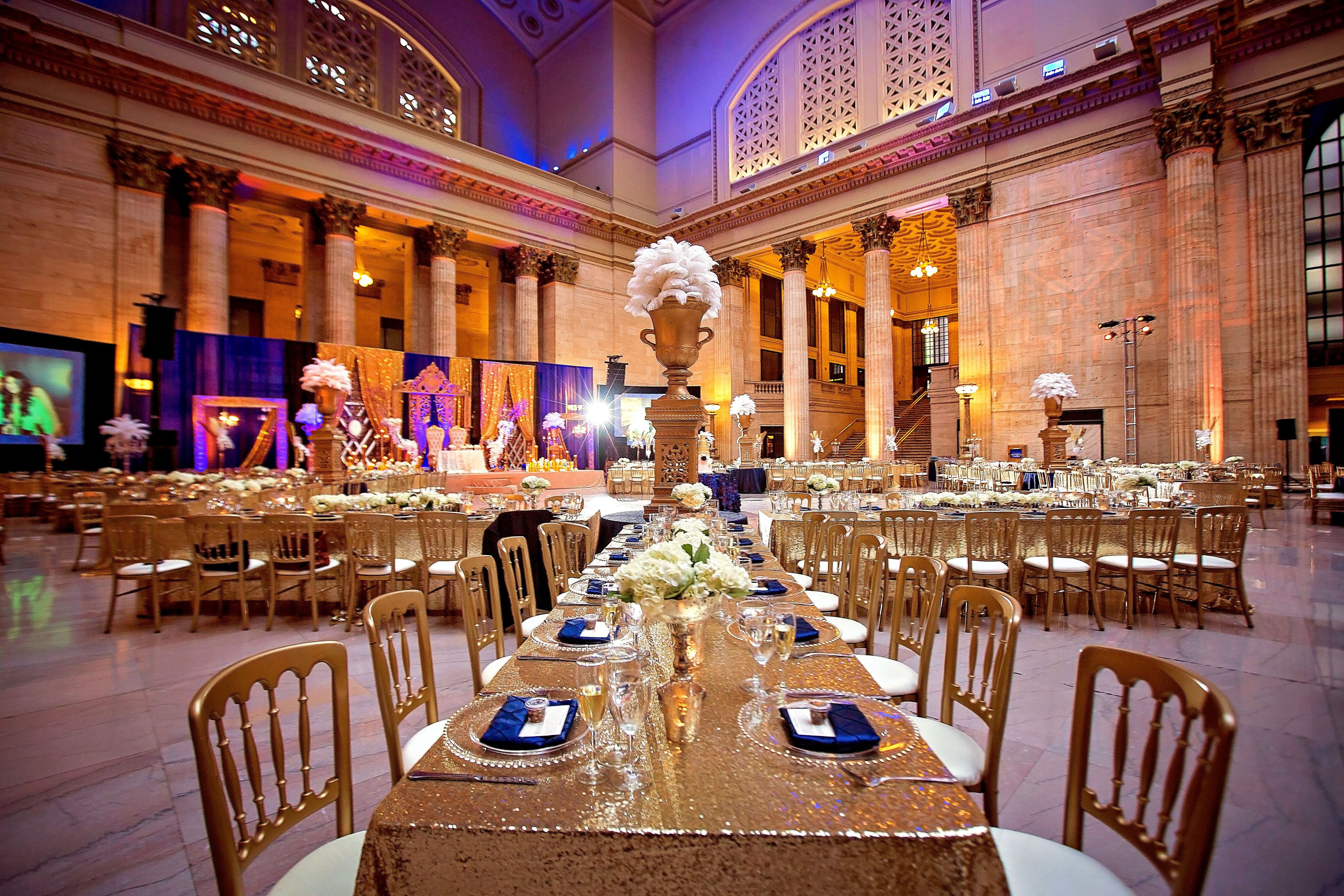 Cover photo of Elegance Decor