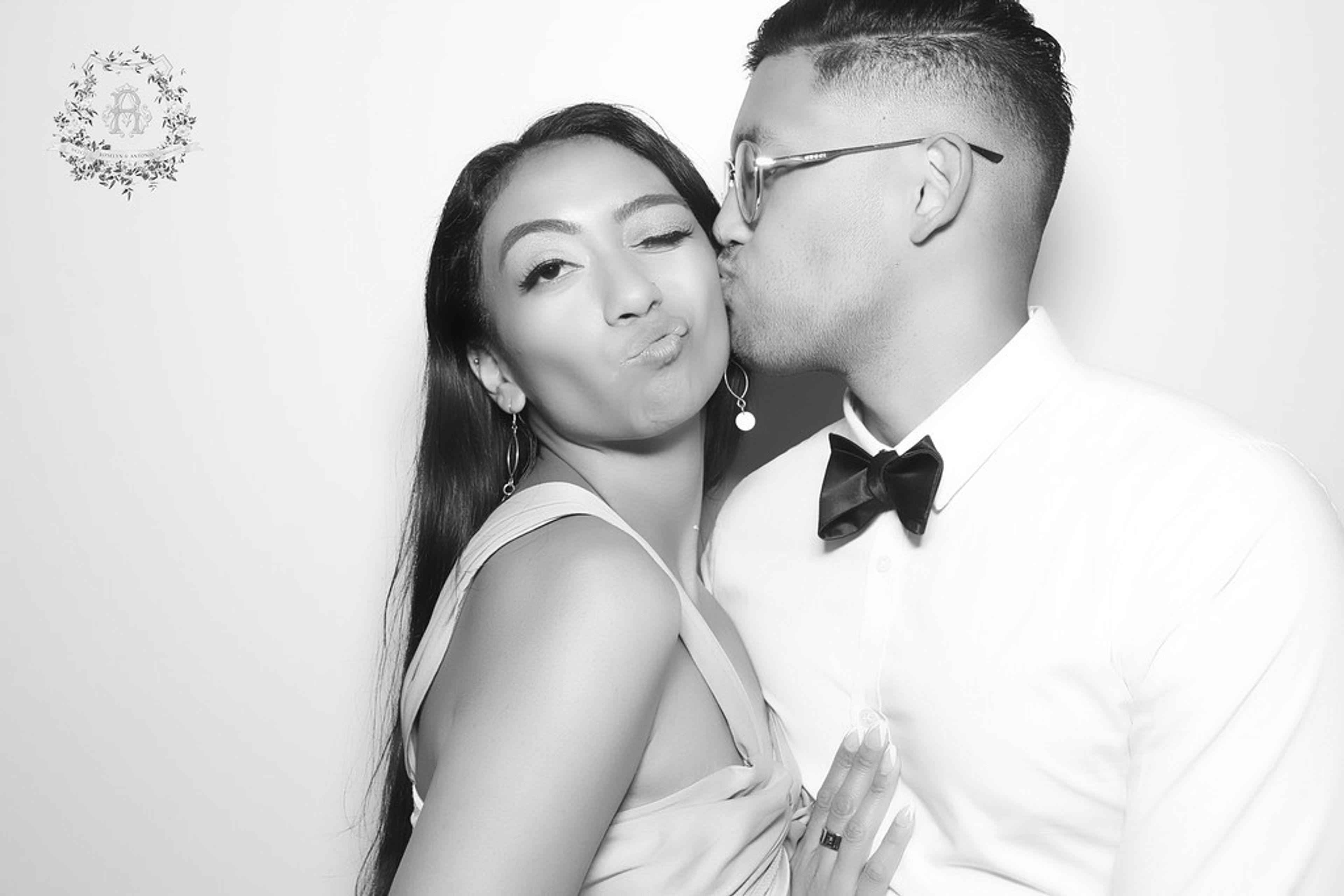 Cover photo of Mir Mir Photobooth