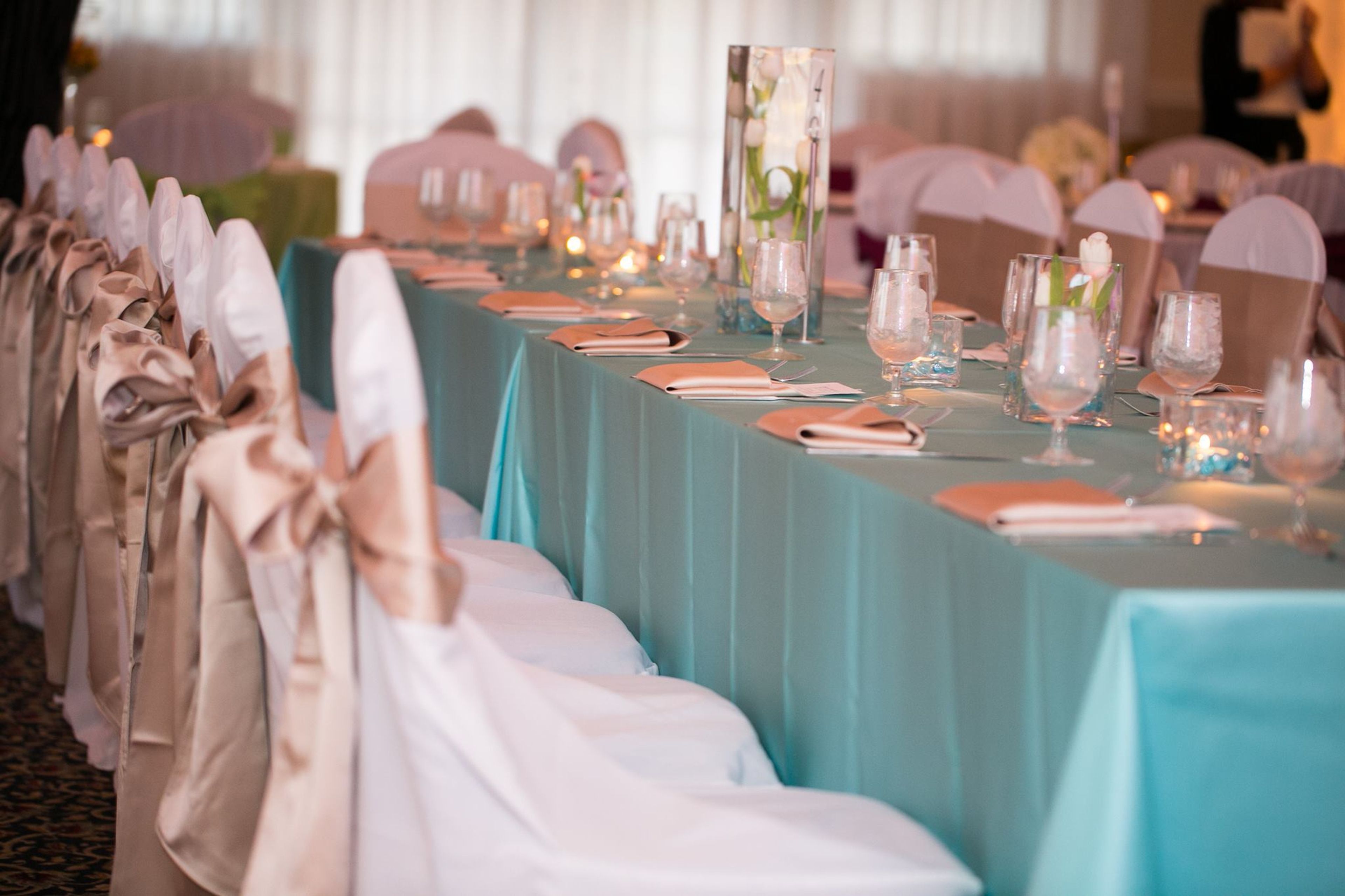 Cover photo of Let's Do Linens