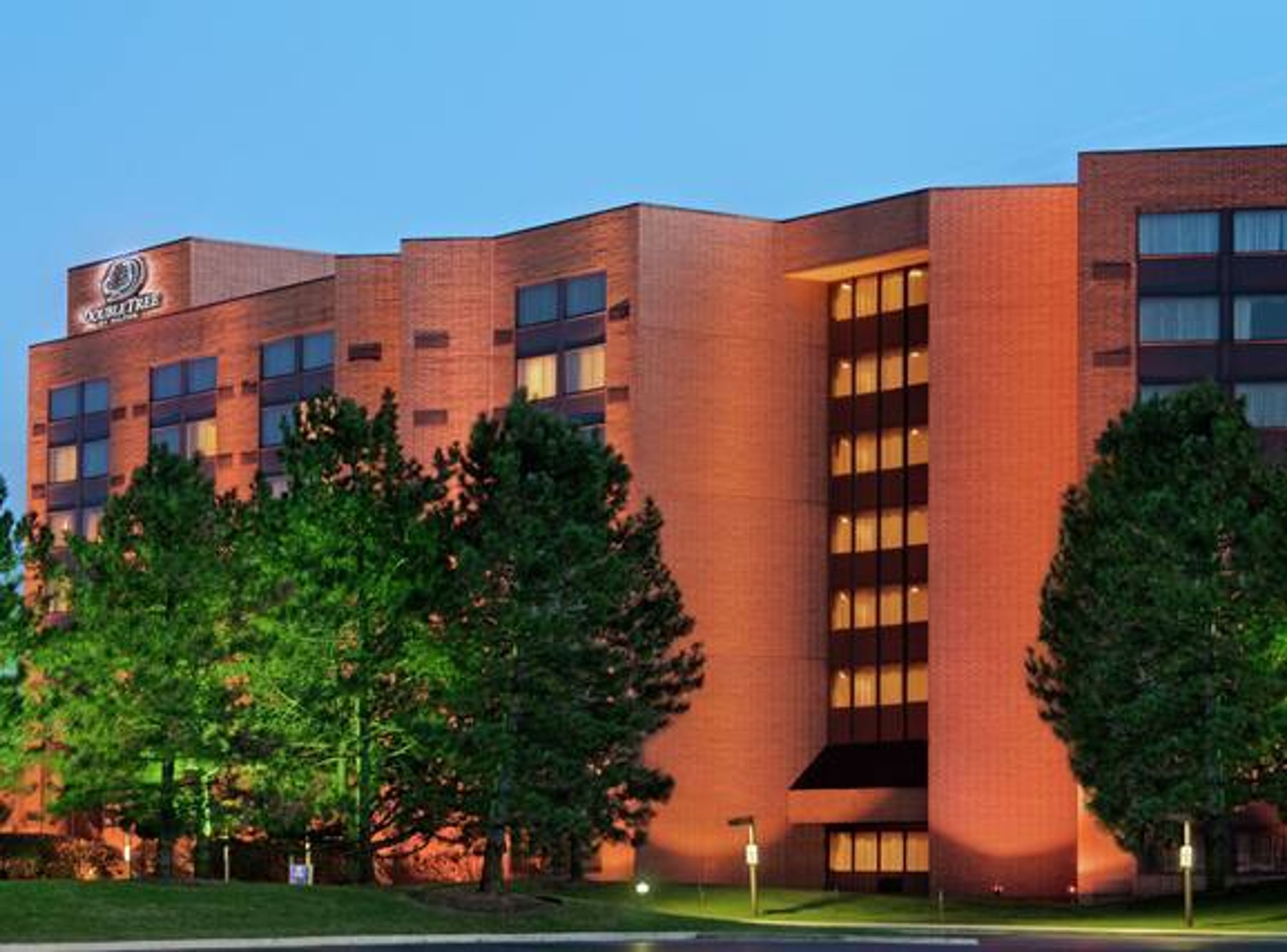 Cover photo of DoubleTree by Hilton Lisle/Naperville