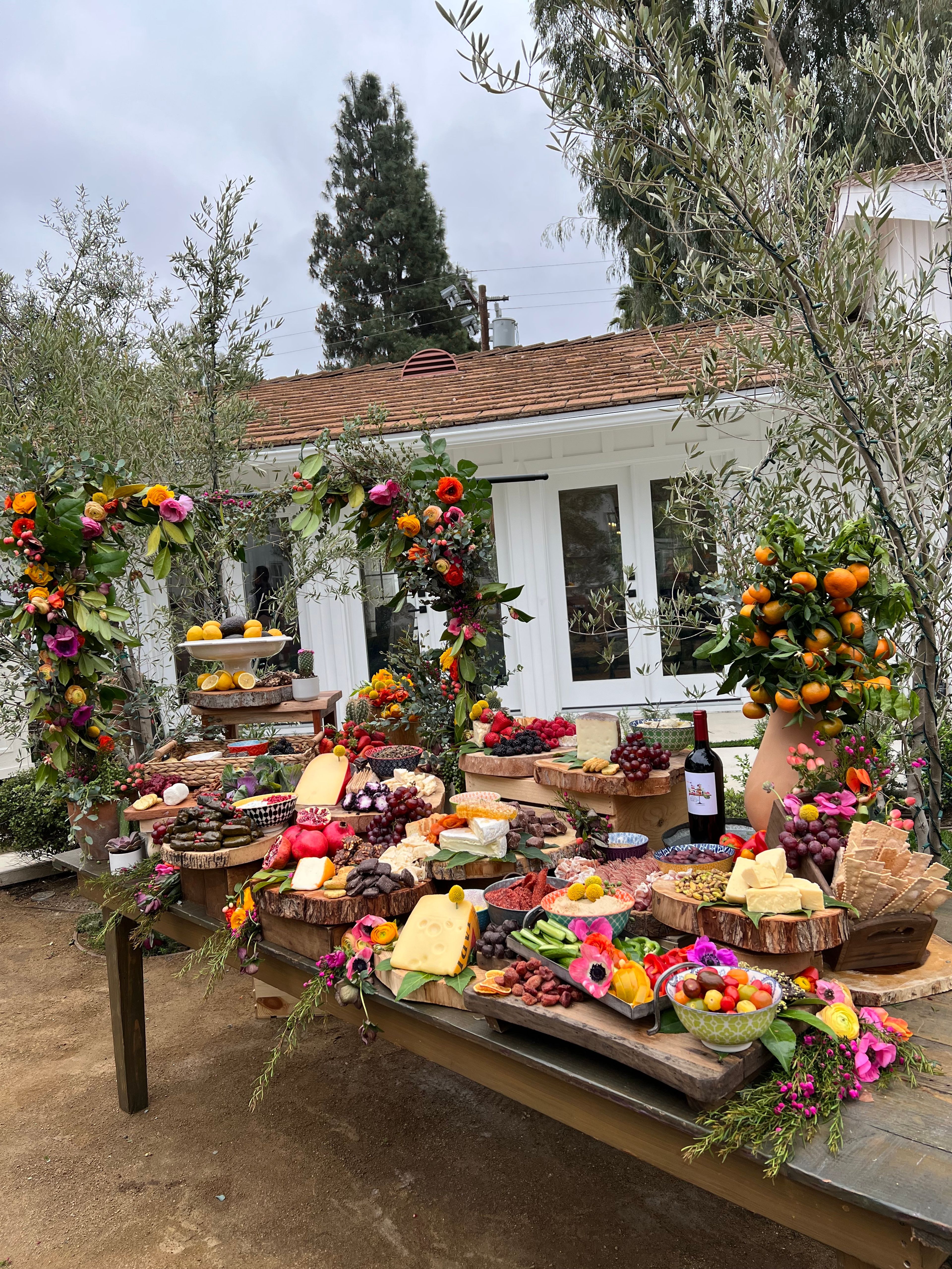 Cover photo of This Messy Table LA