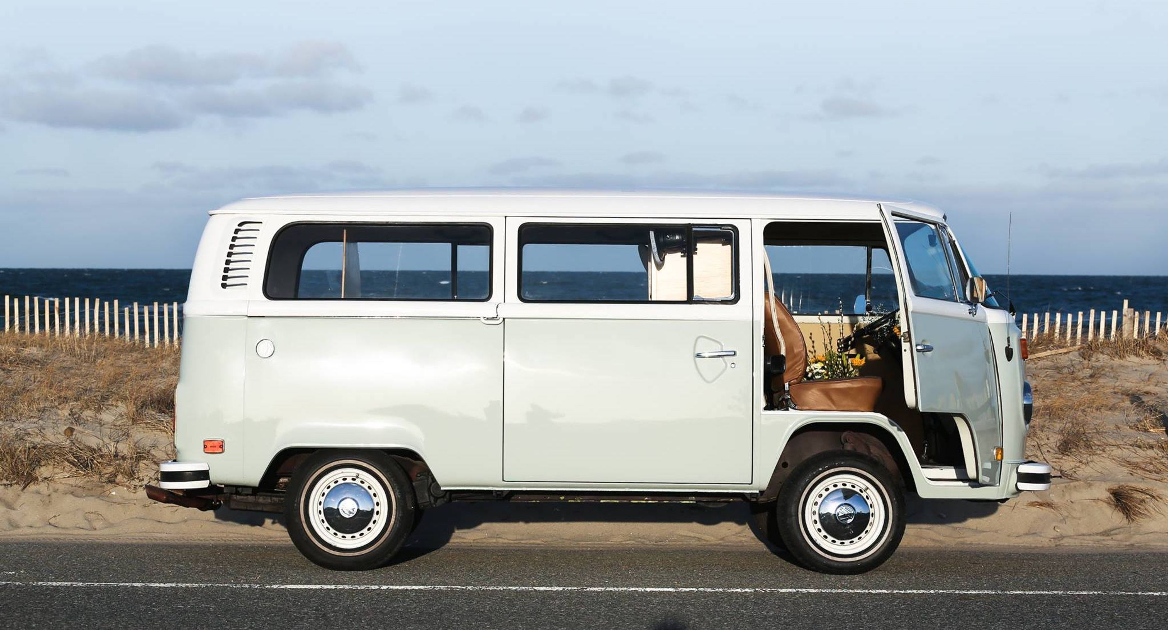 Cover photo of MV PhotoBus