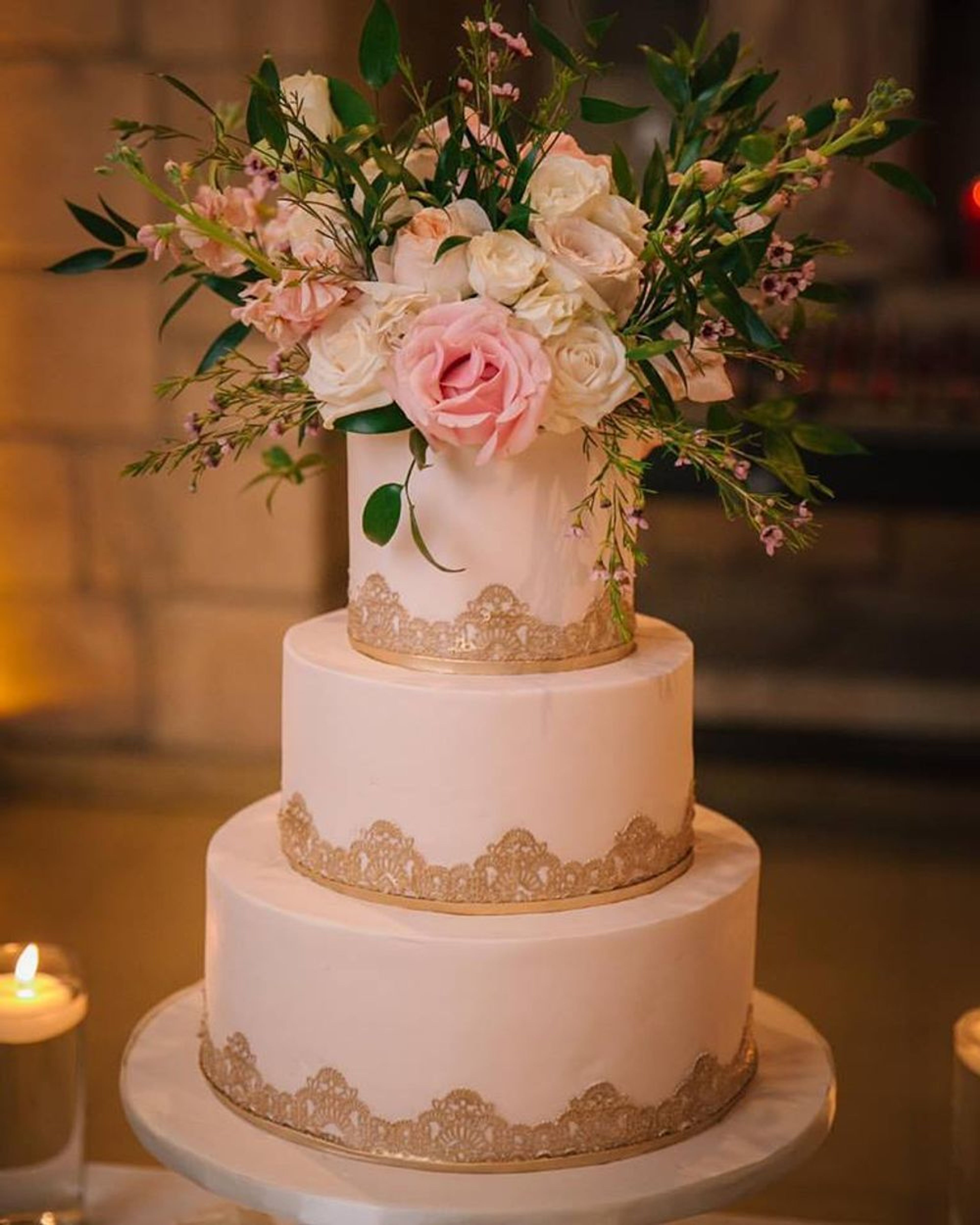 Cover photo of LuxCakery