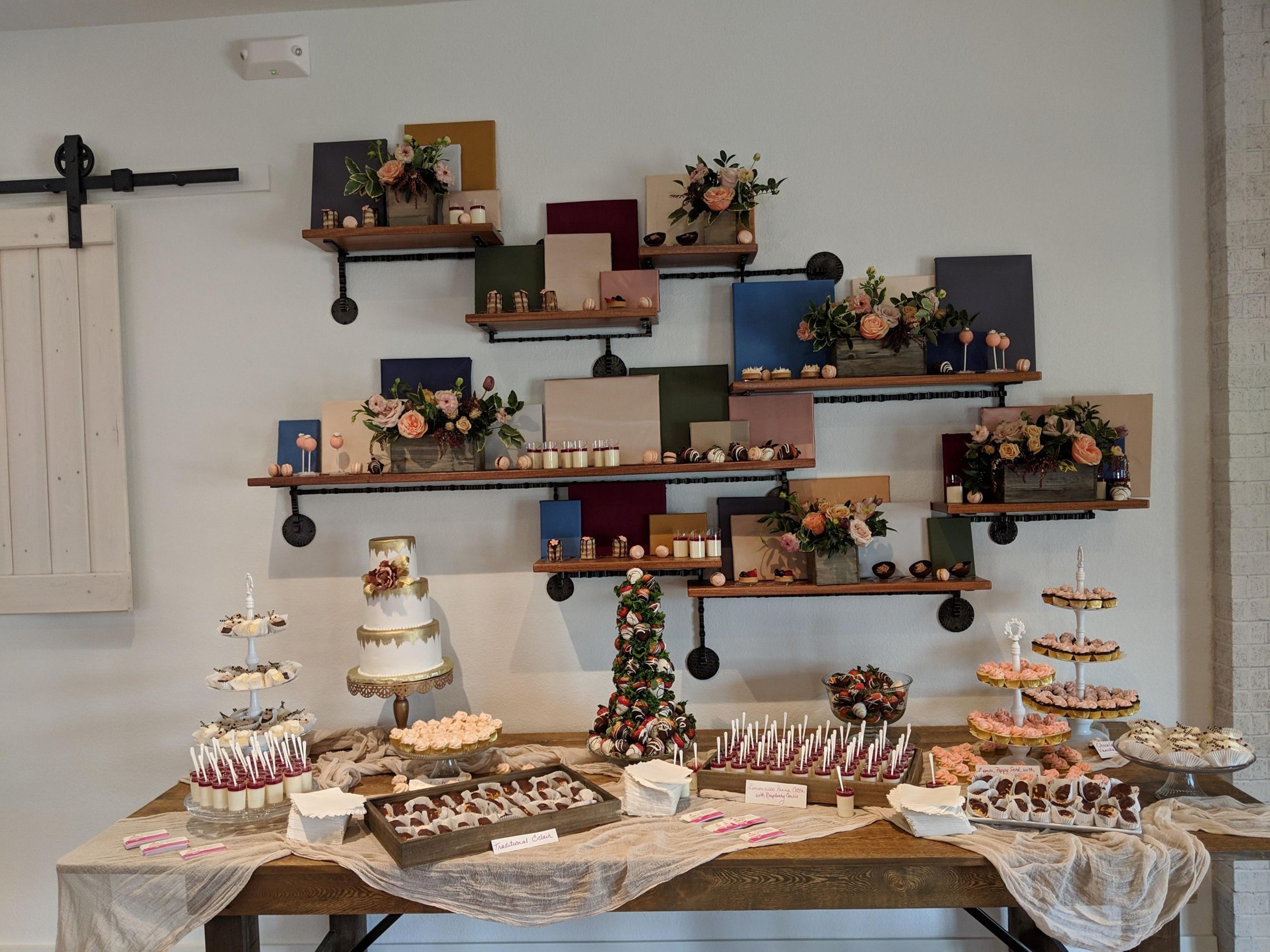 Cover photo of The Sugar Plum Cake Shoppe