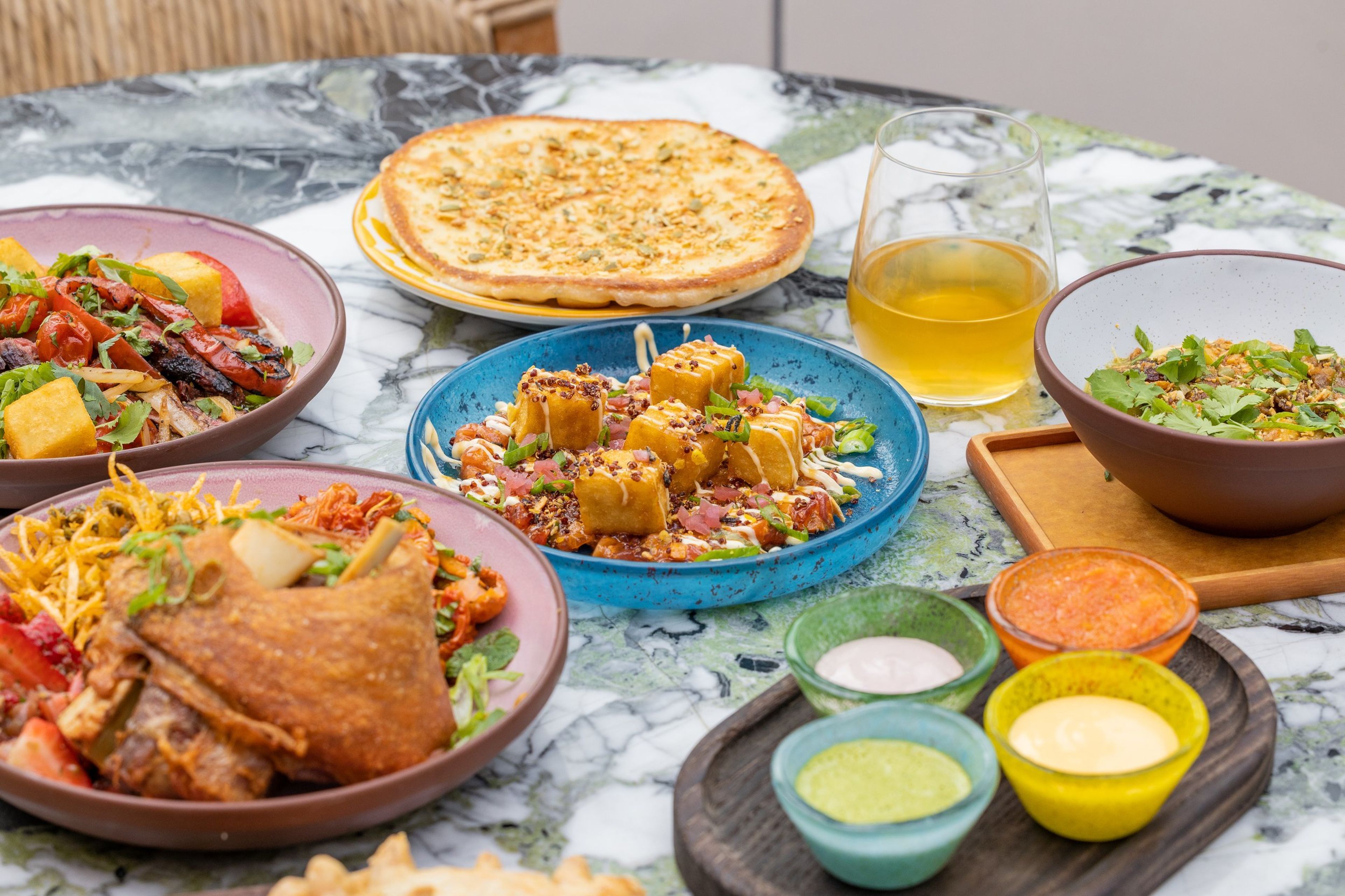 Cover photo of Cabra, Los Angeles