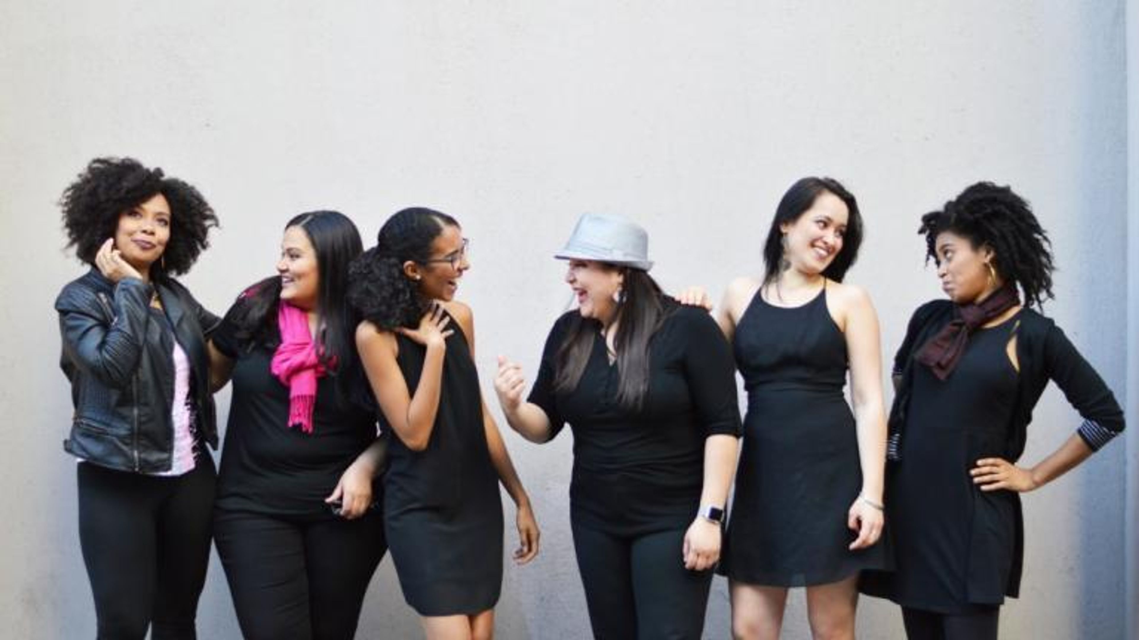 Cover photo of Zayra Pola