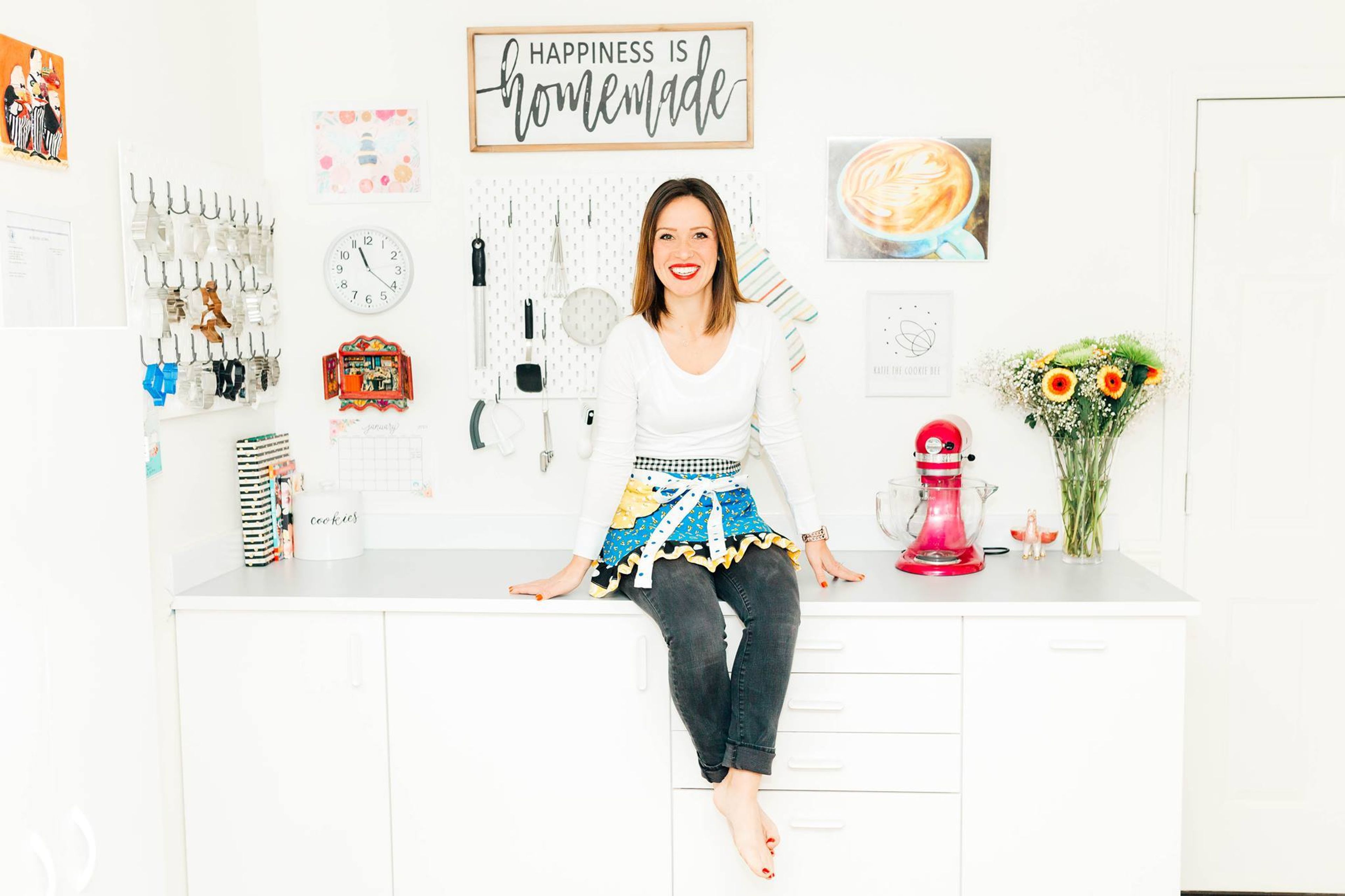 Cover photo of Katie the Cookie Bee