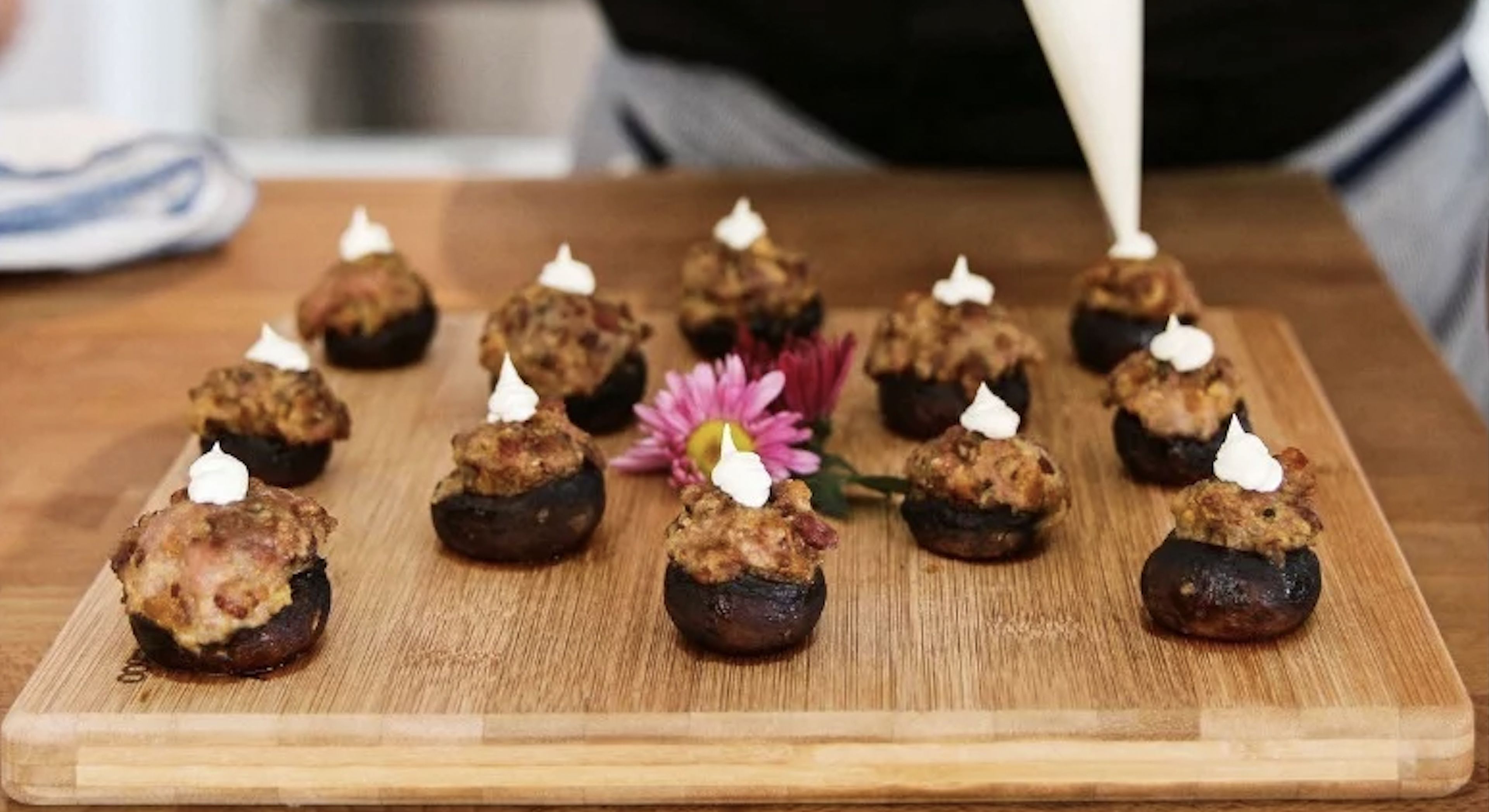 Cover photo of Topnotch Events