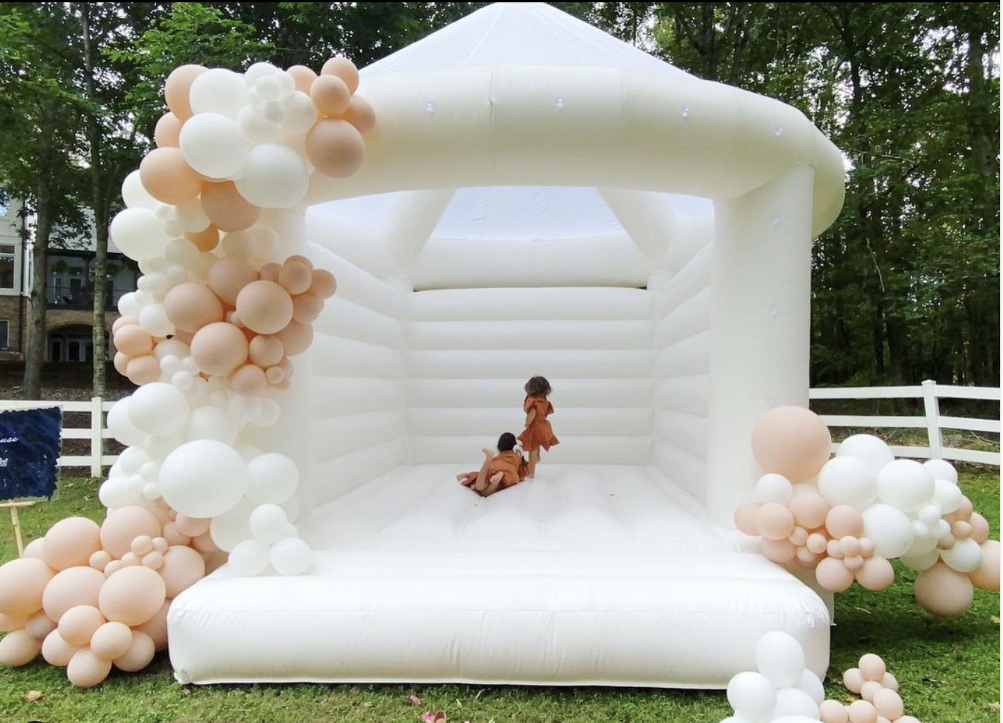 Cover photo of Magic Moments Event Co.