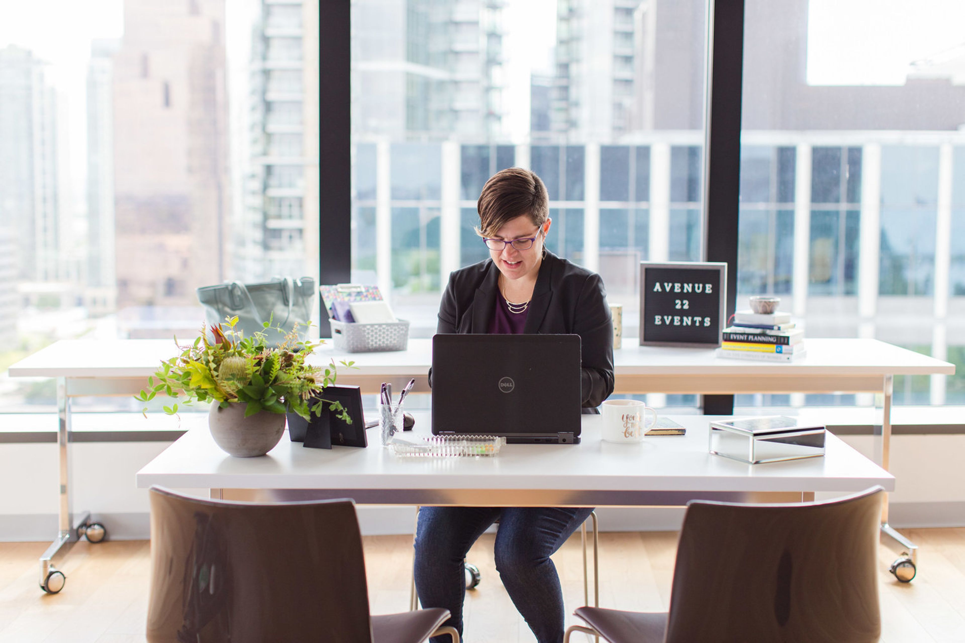 Cover photo of Avenue 22 Events