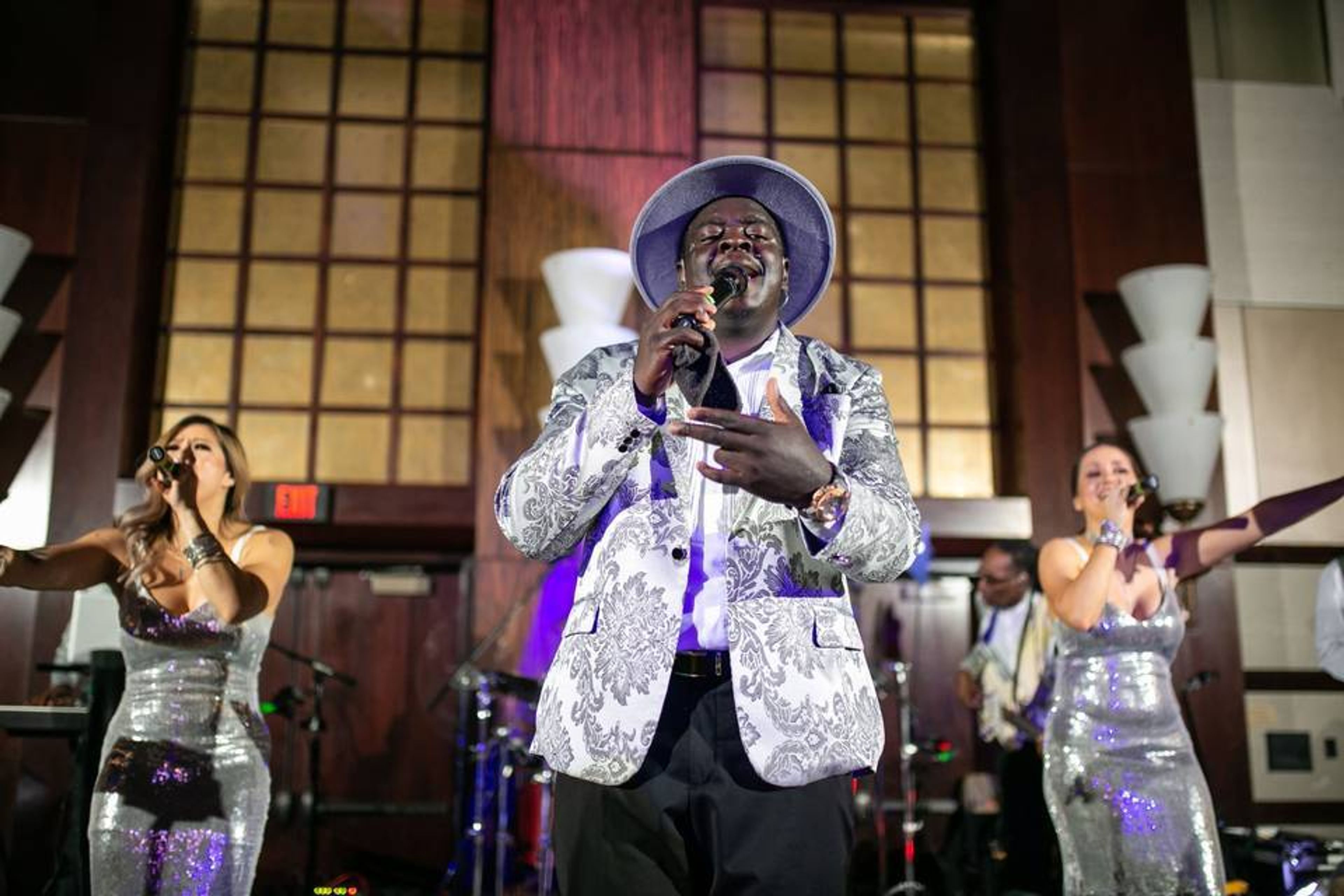 Cover photo of Hybrid 7