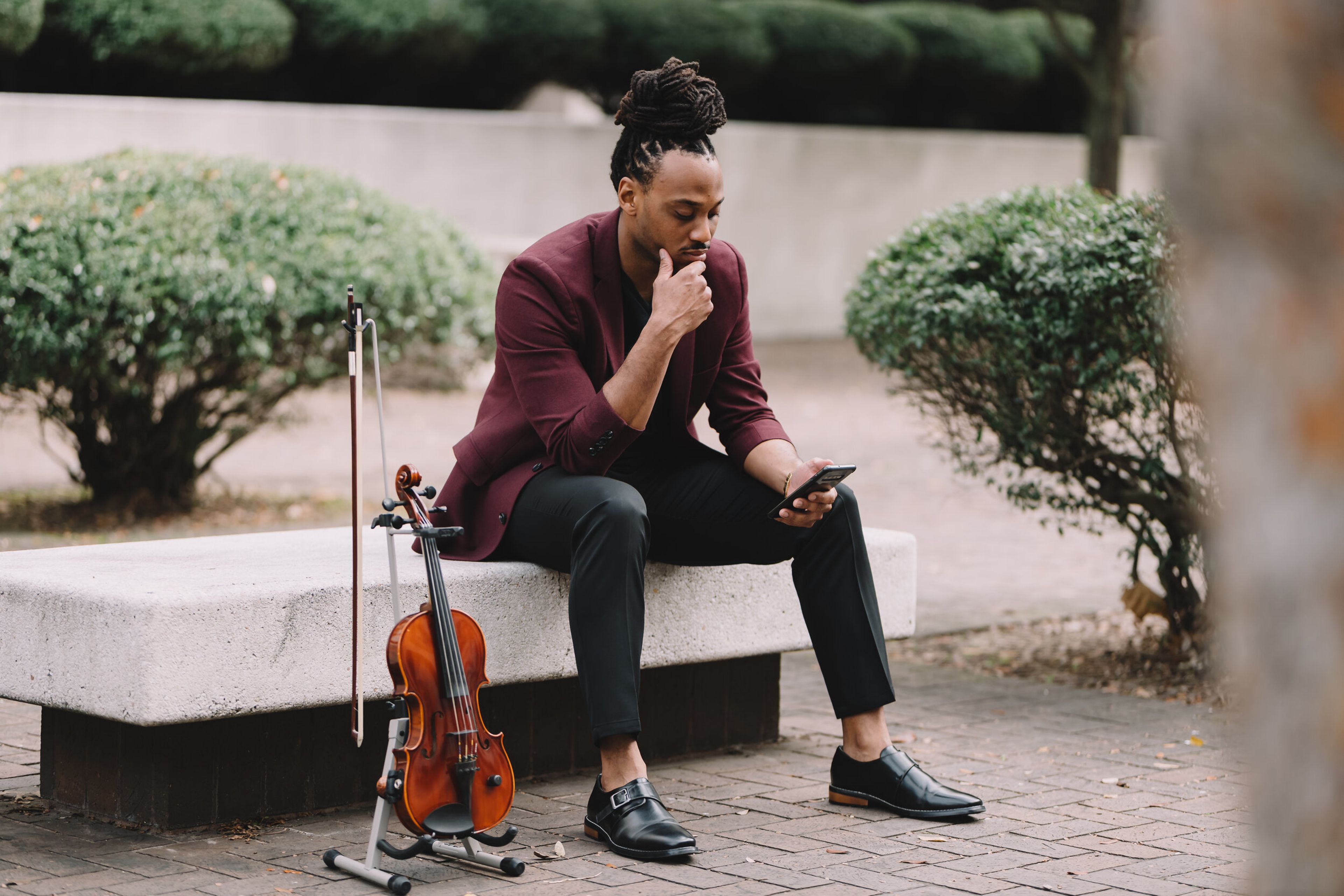 Cover photo of T Ray The Violinist