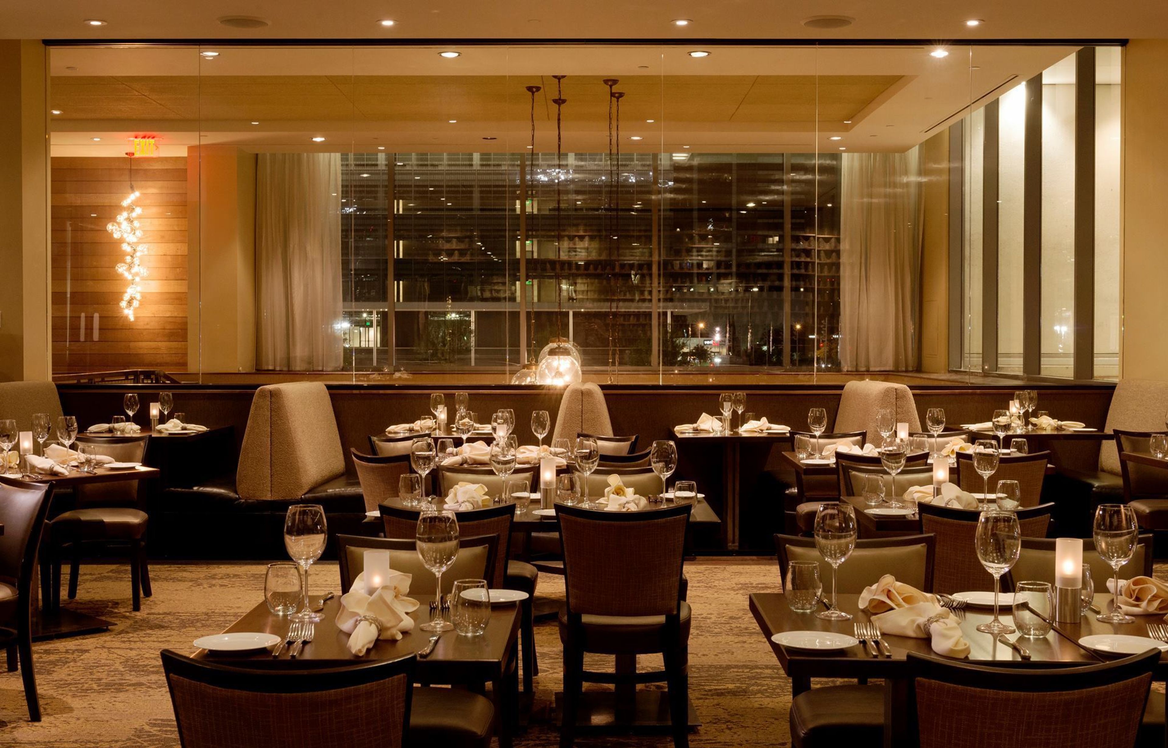 Cover photo of La Table