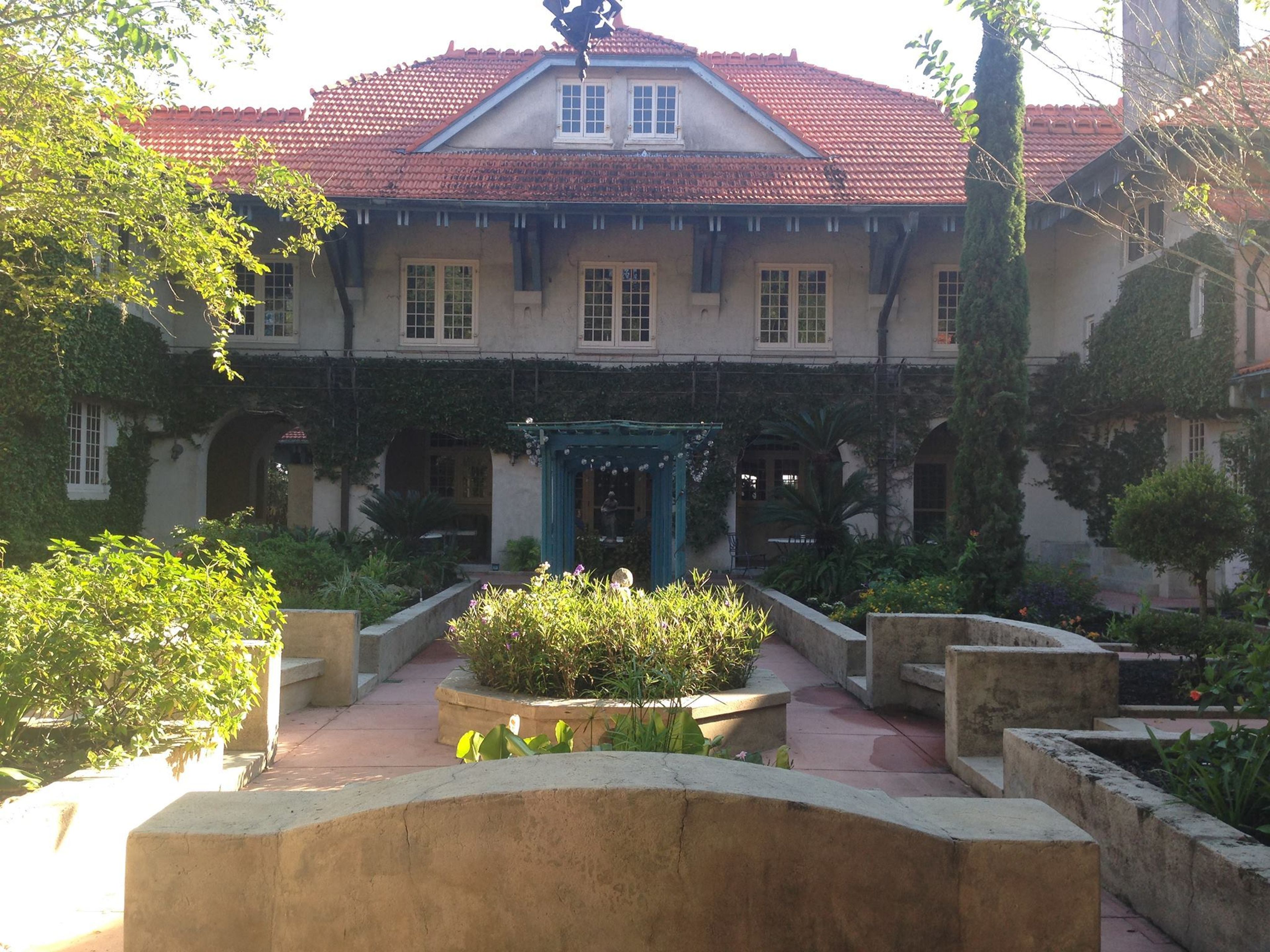 Cover photo of Sydonie Mansion