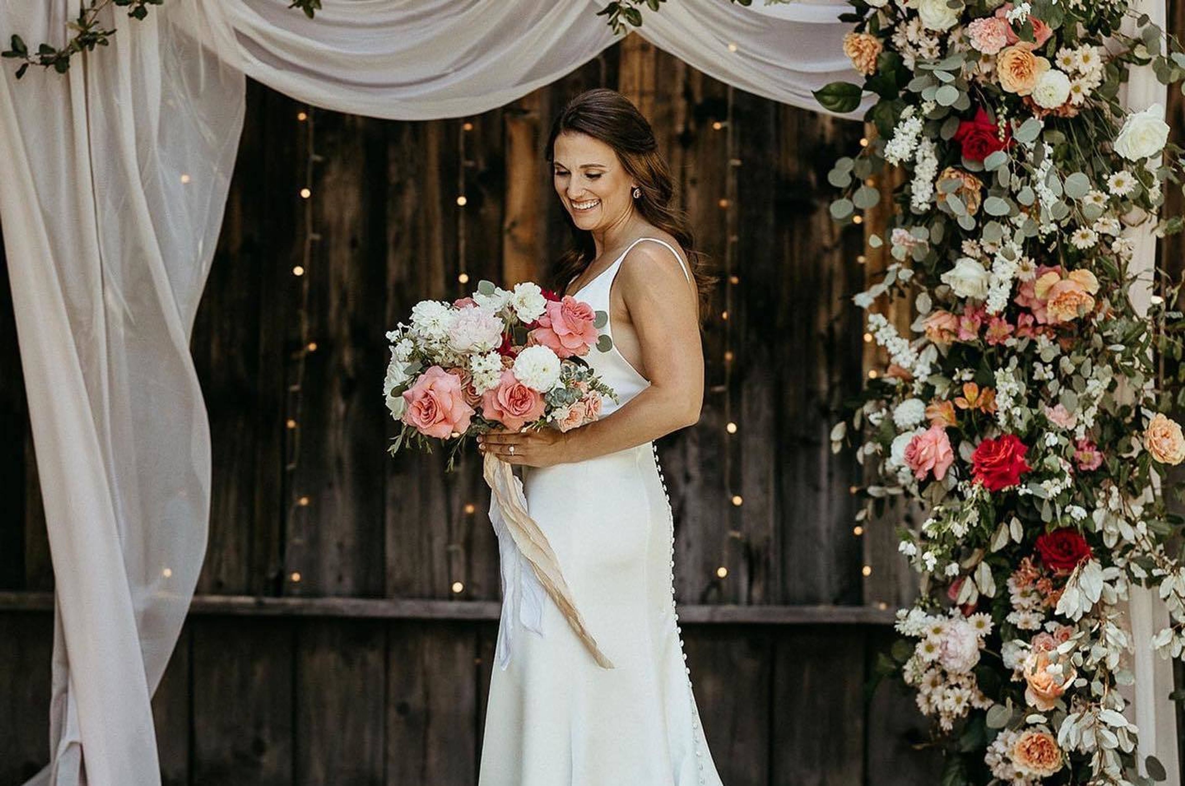 Cover photo of Rose and Sparrow Floral Design