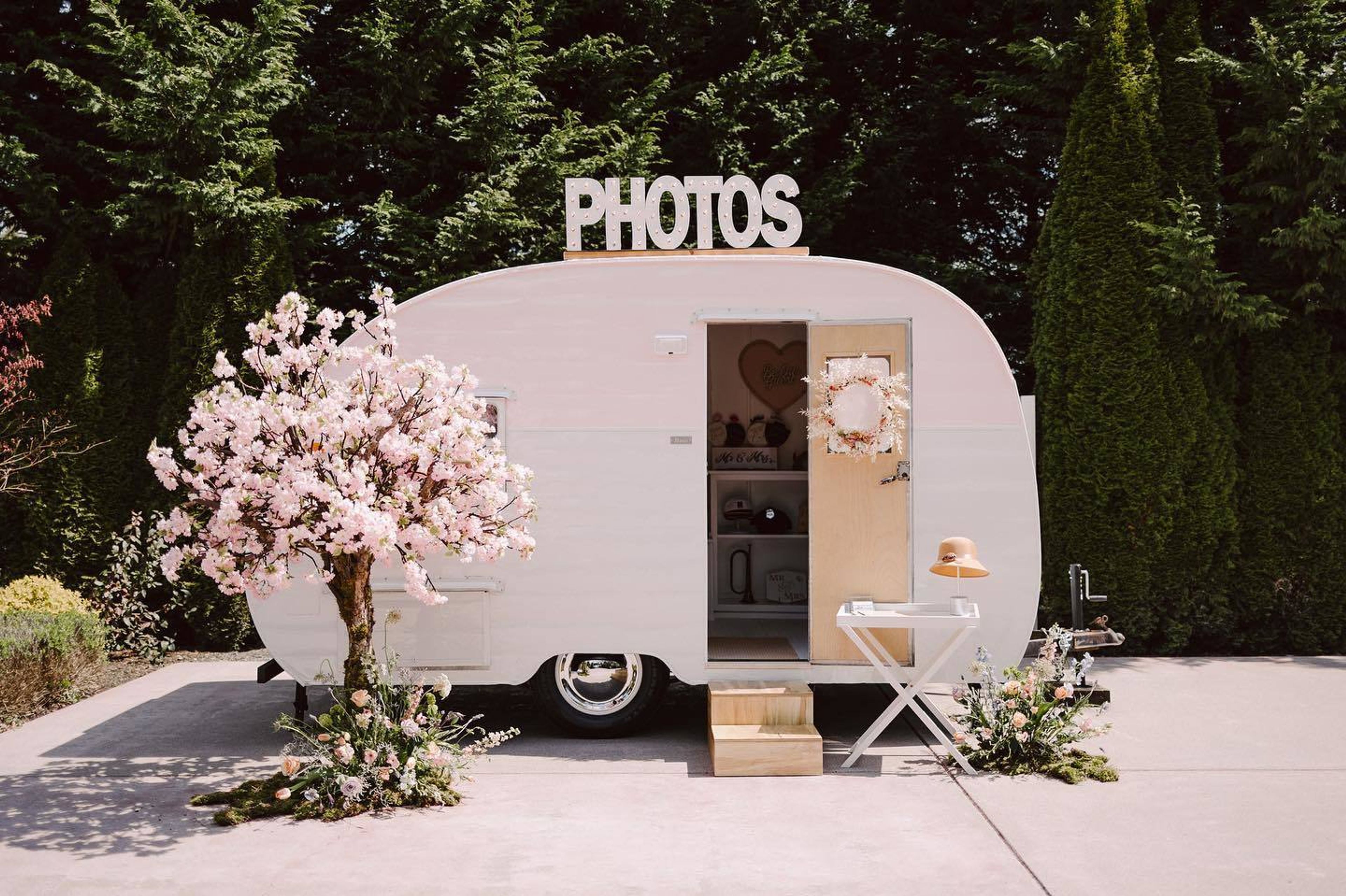 Cover photo of Aha Party Co.