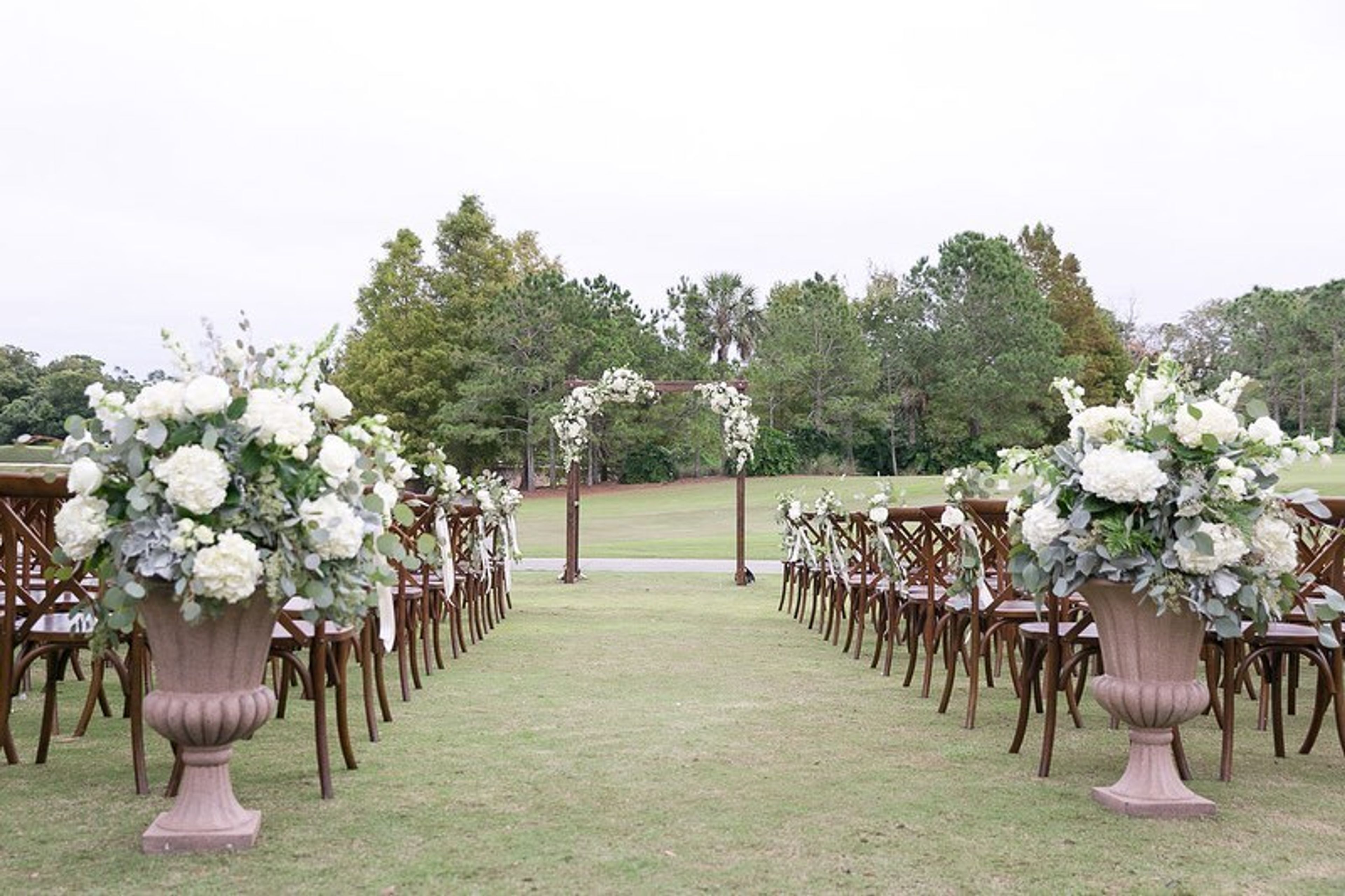 Cover photo of Bluegrass Chic Floral Design