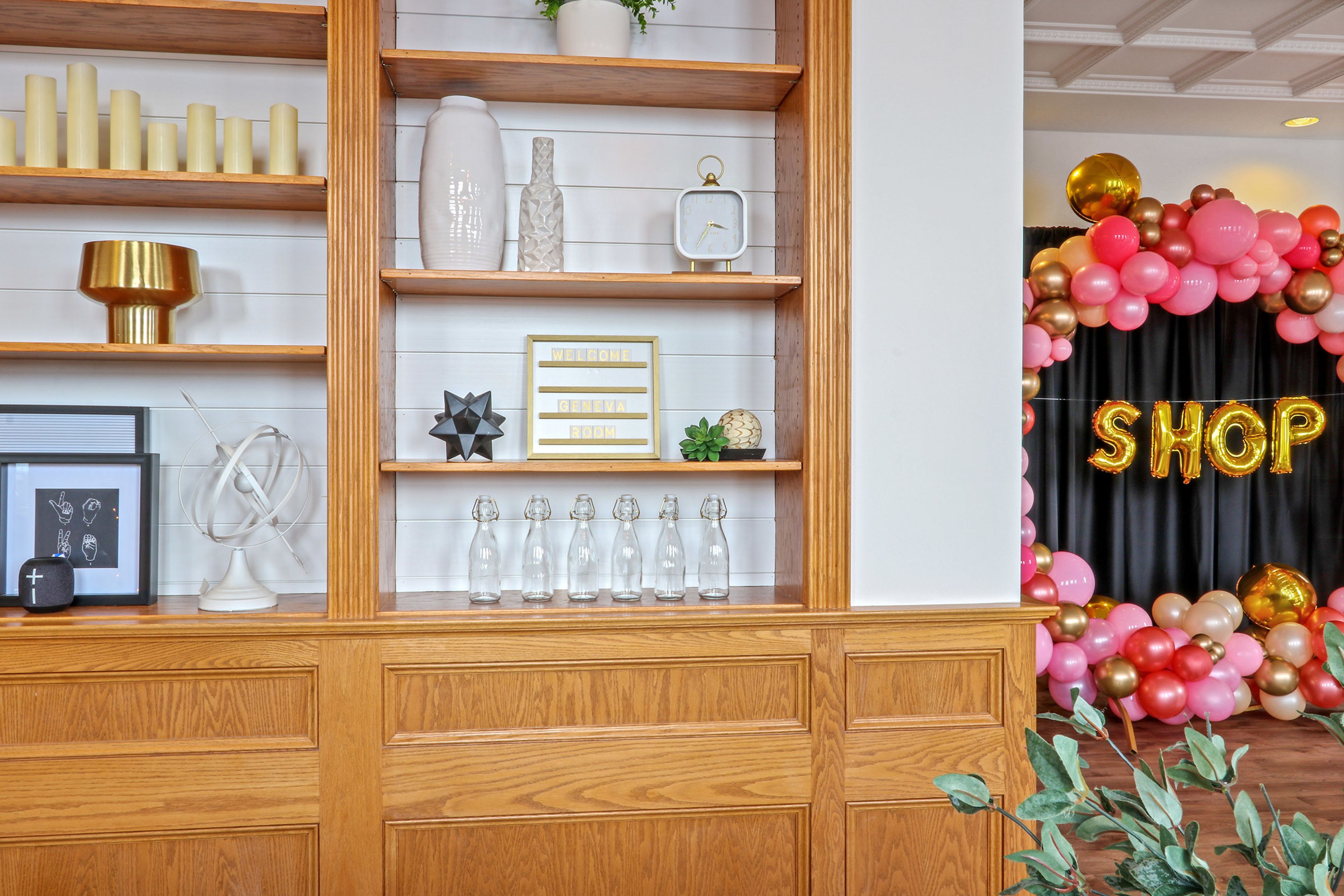 Cover photo of Geneva Room