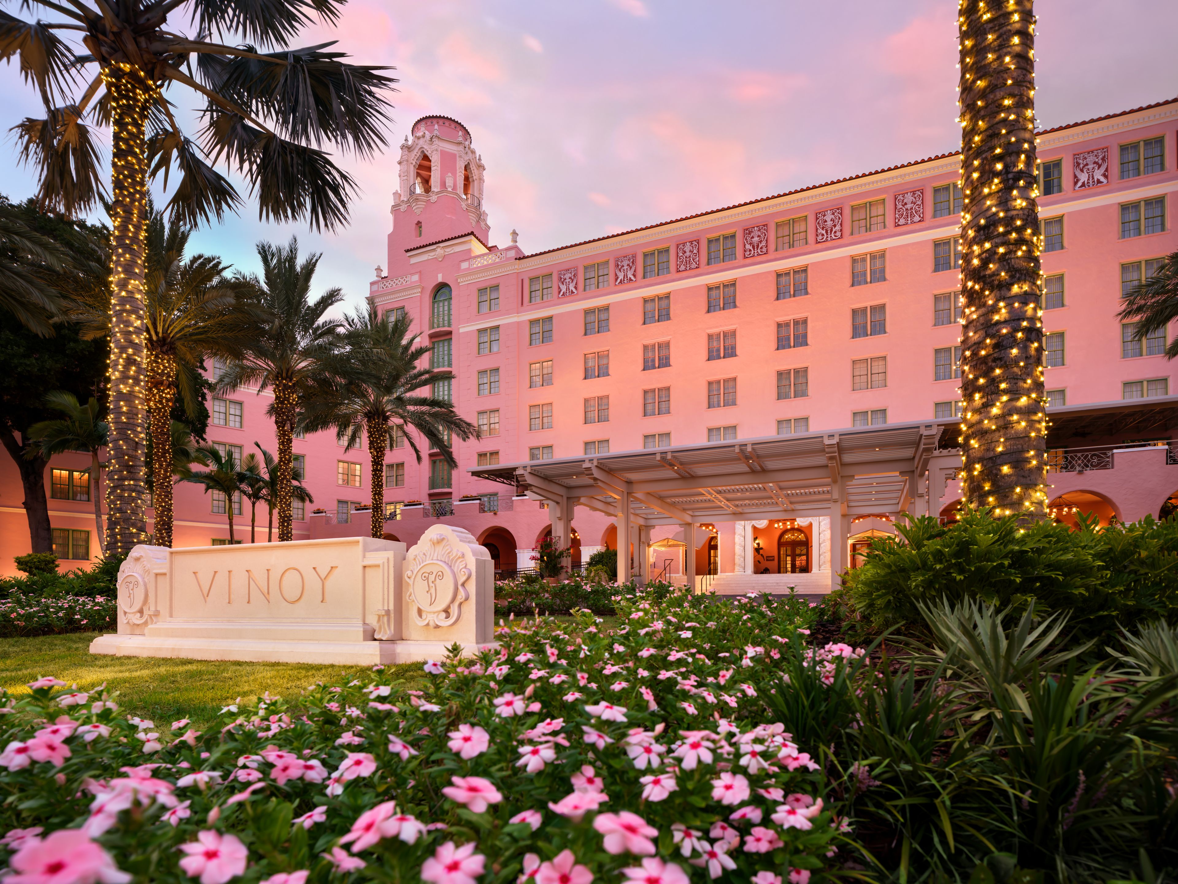 Cover photo of The Vinoy Resort & Golf Club, Autograph Collection