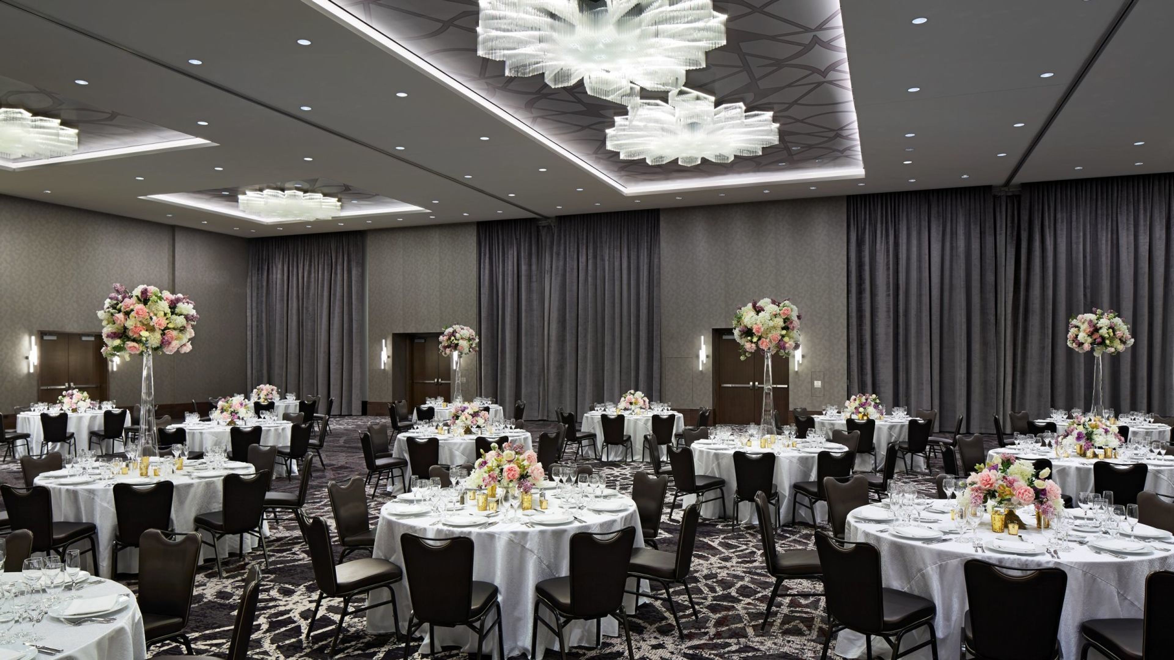 Cover photo of Loews Chicago Hotel