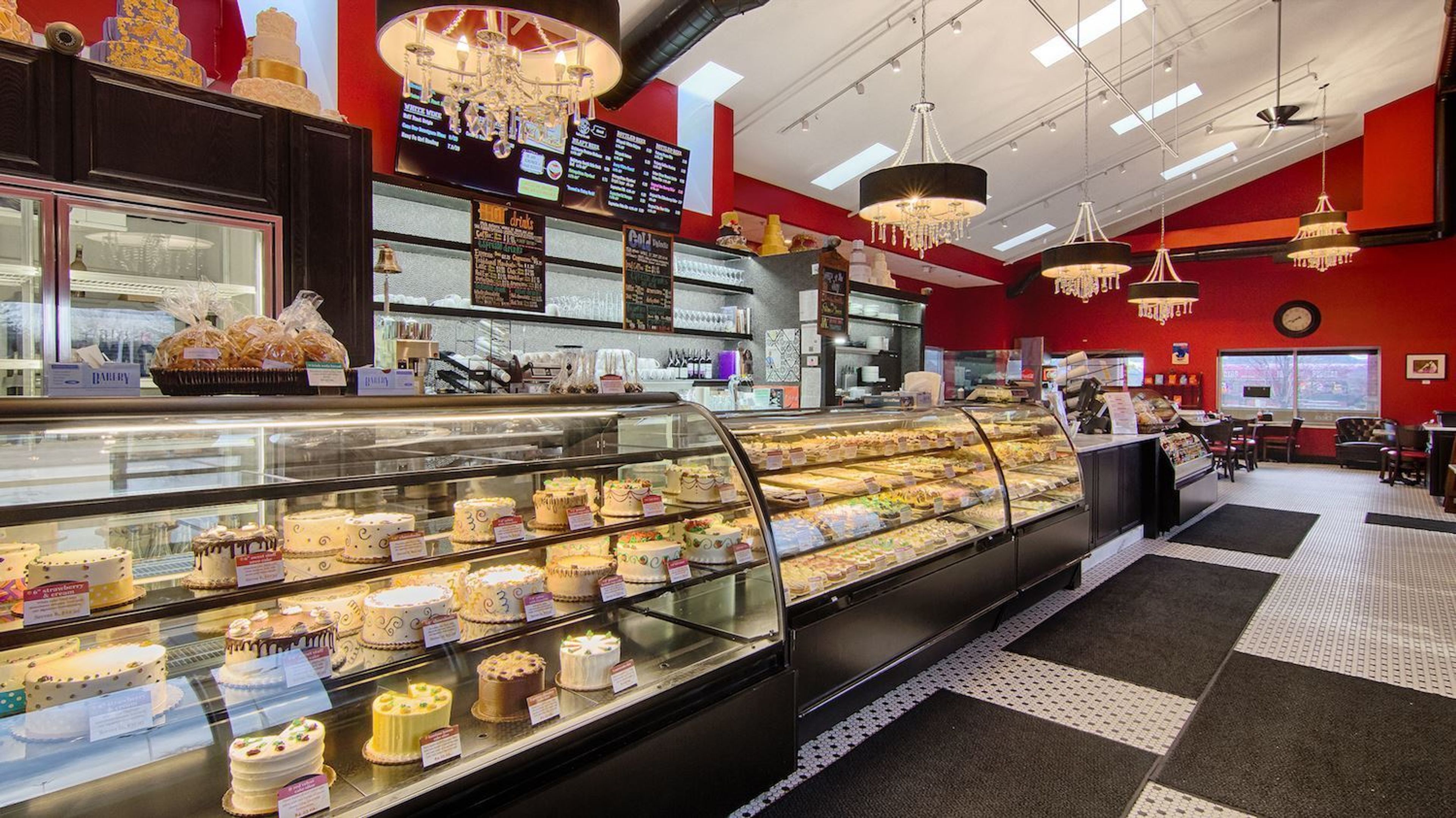 Cover photo of Creative Cakes