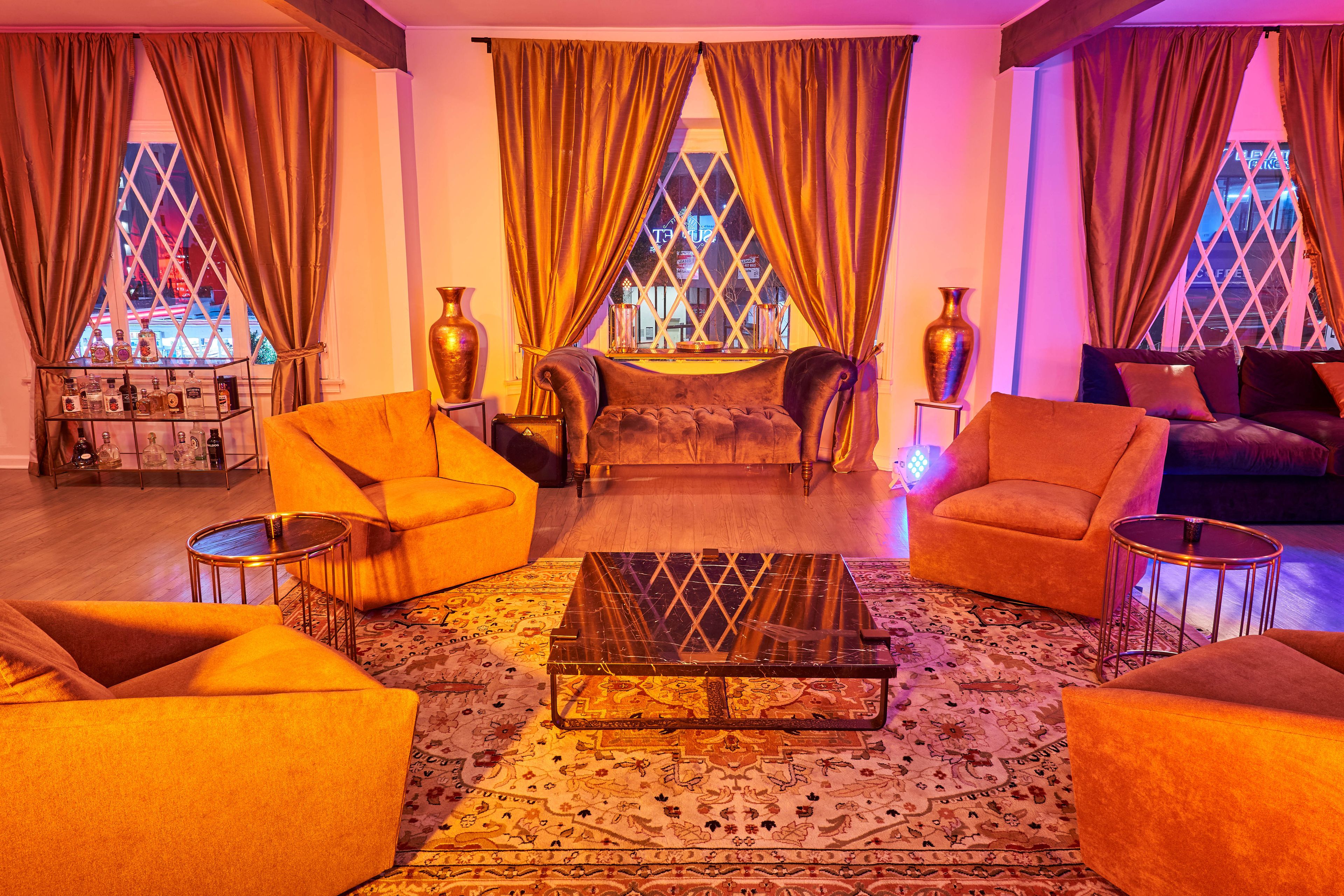Cover photo of Luxe Lounge