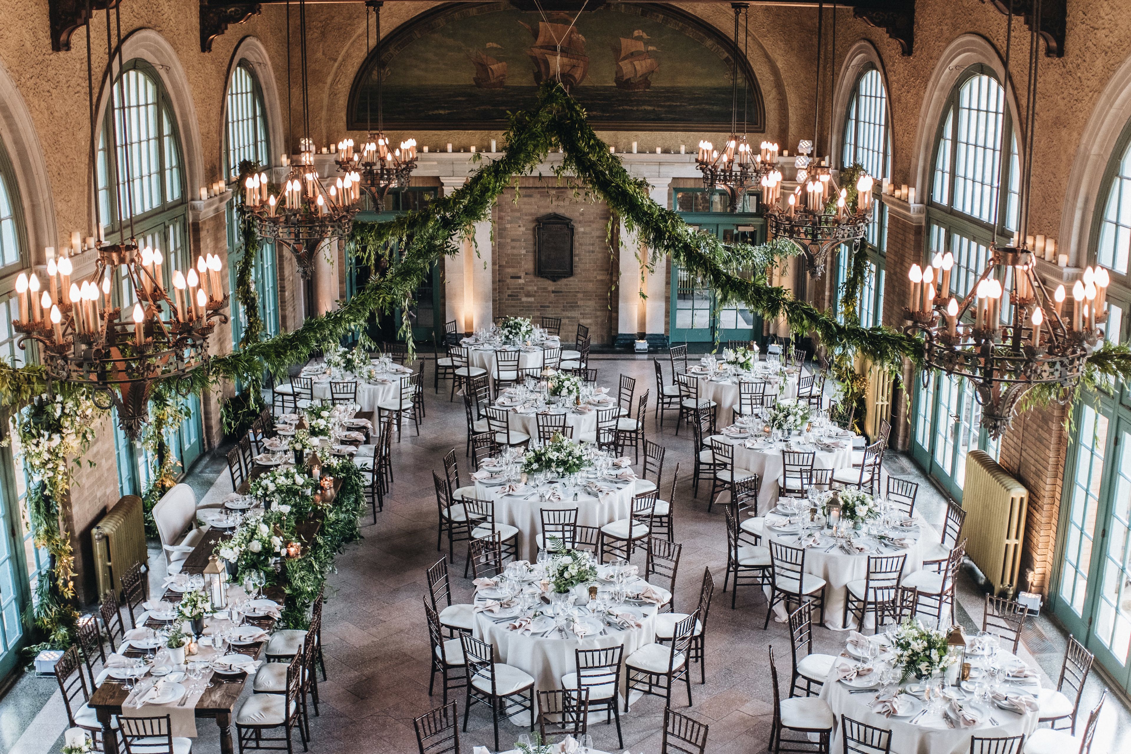 Cover photo of Chicago Vintage Weddings