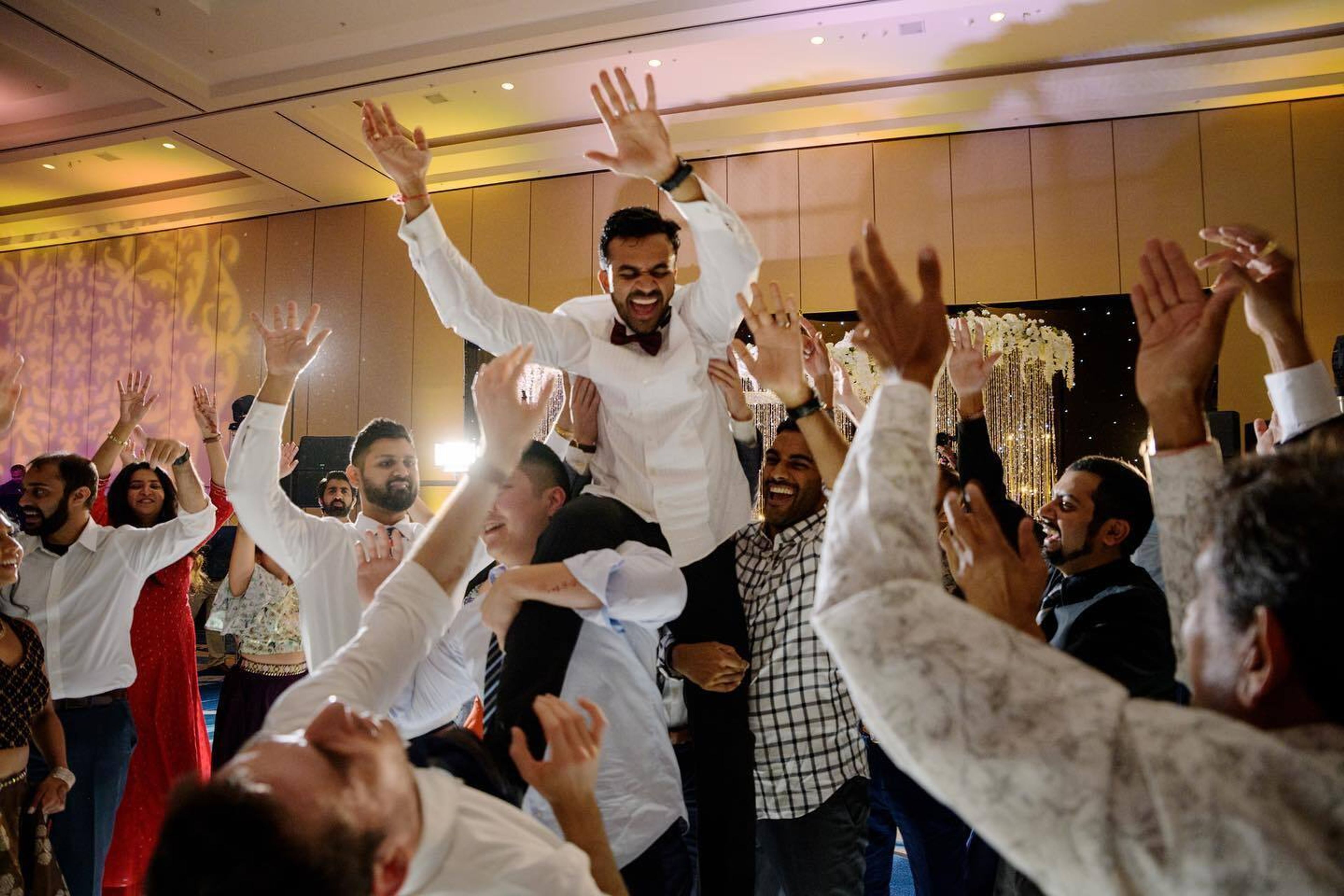 Cover photo of Awaaz Entertainment - DJ Sangeen DJ DiPMODE