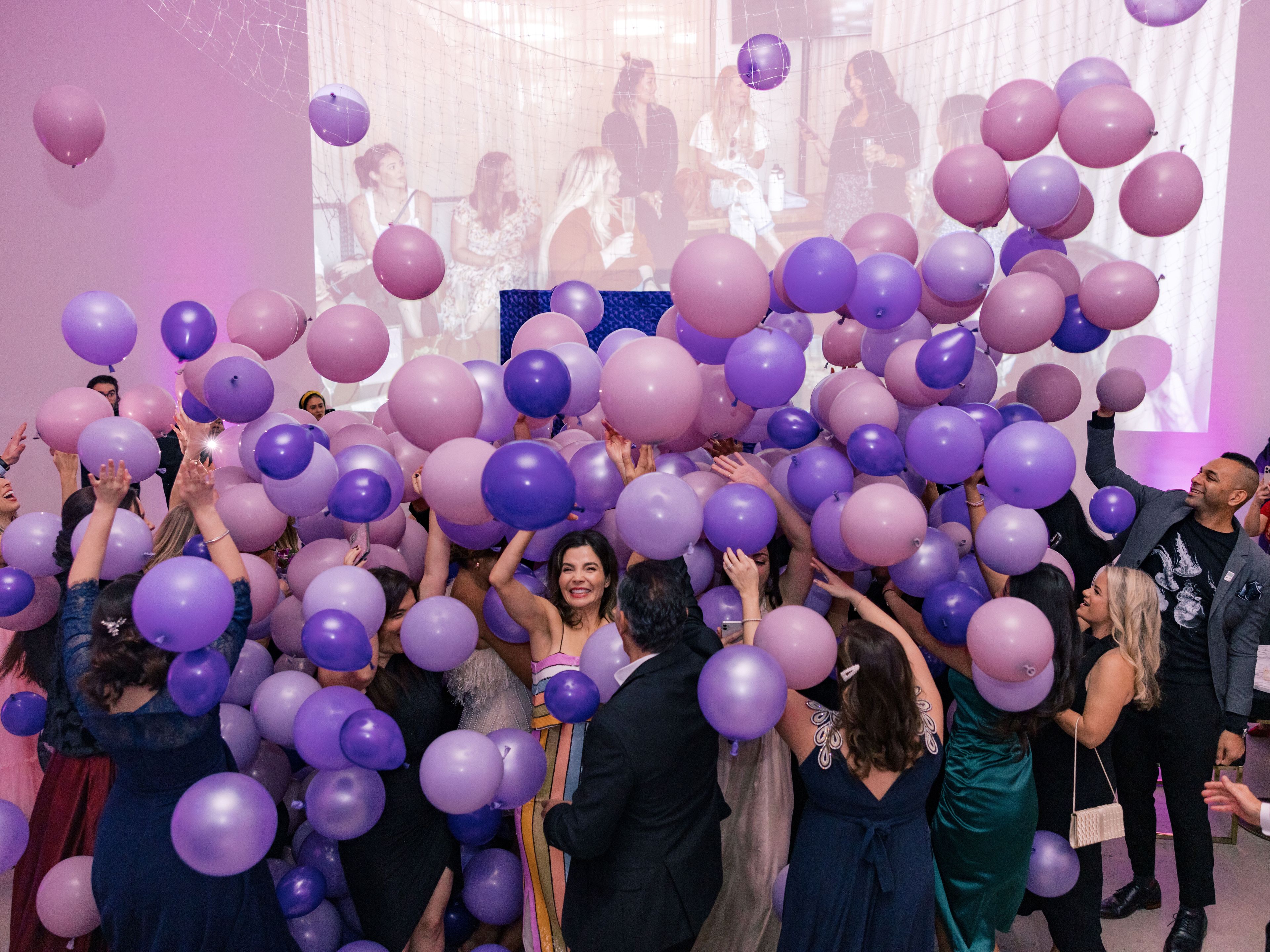 Cover photo of Custom Frills and Balloons