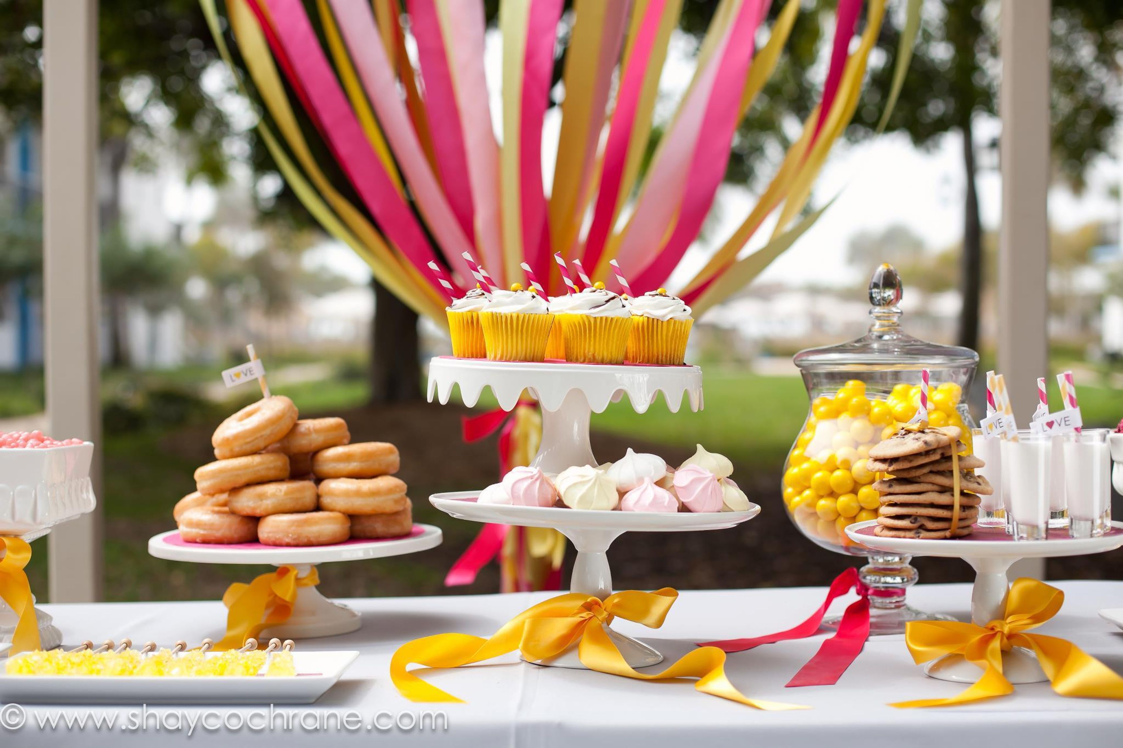 Cover photo of Chic Sweets