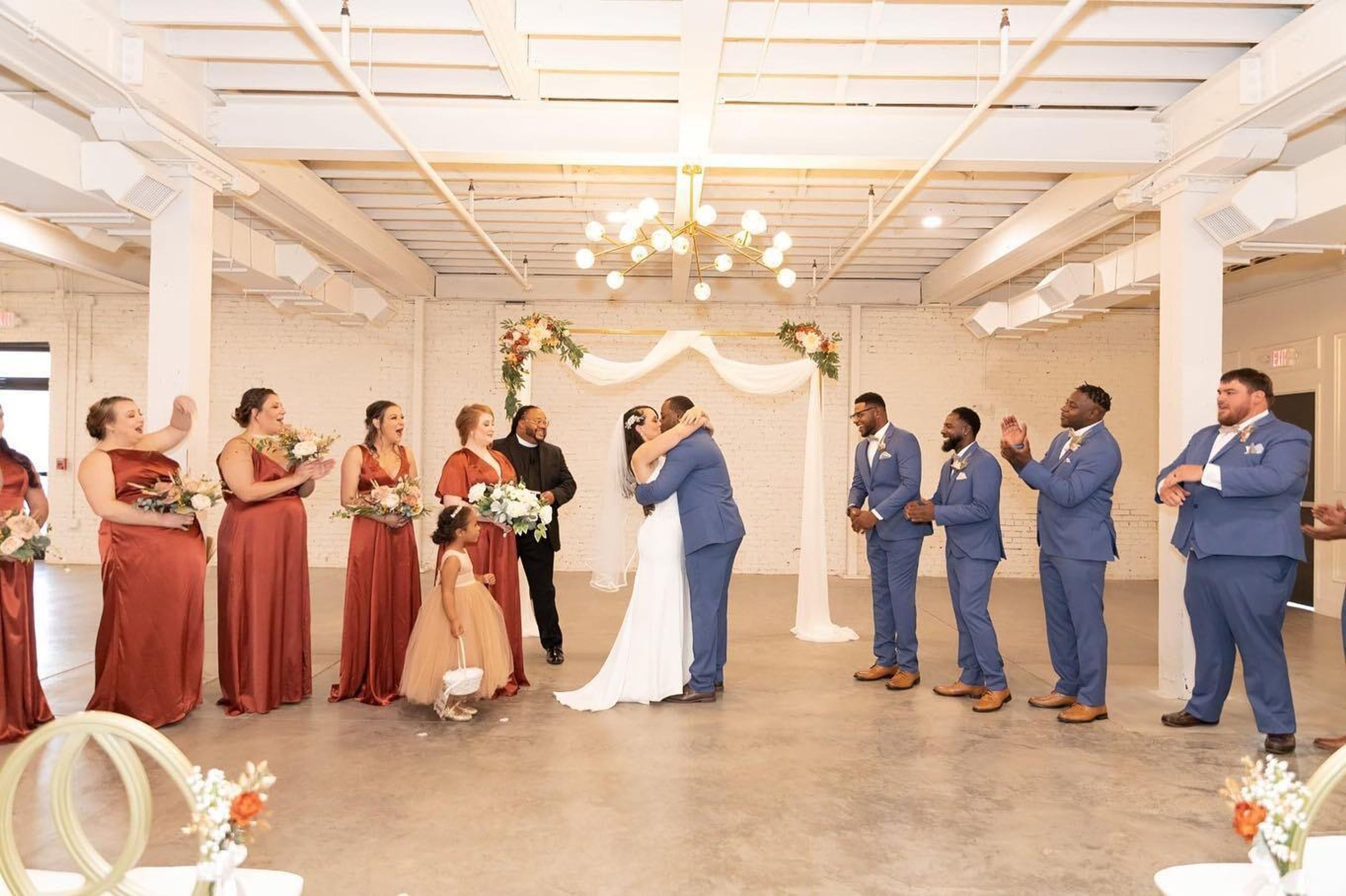 Cover photo of K&K Weddings, LLC