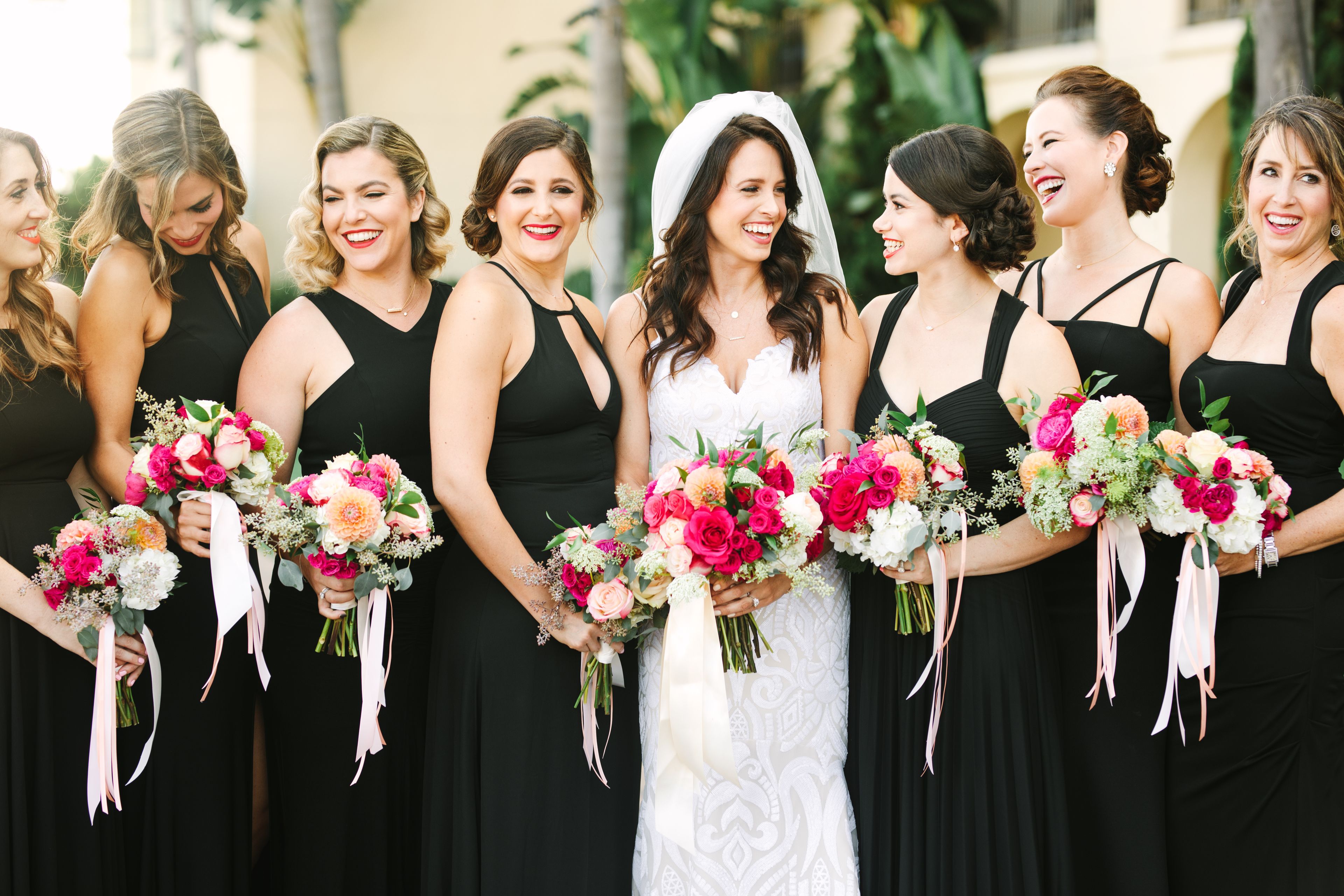 Cover photo of Lilla Bello