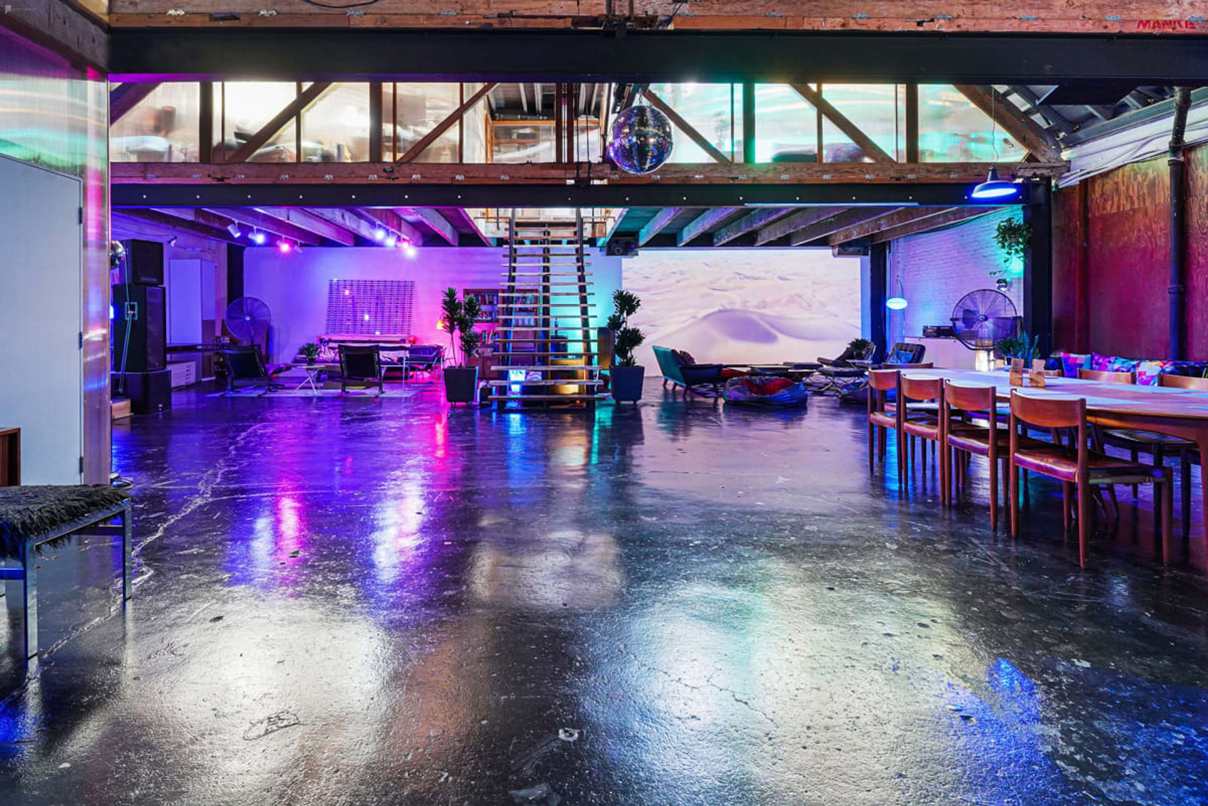 Cover photo of Studio 537