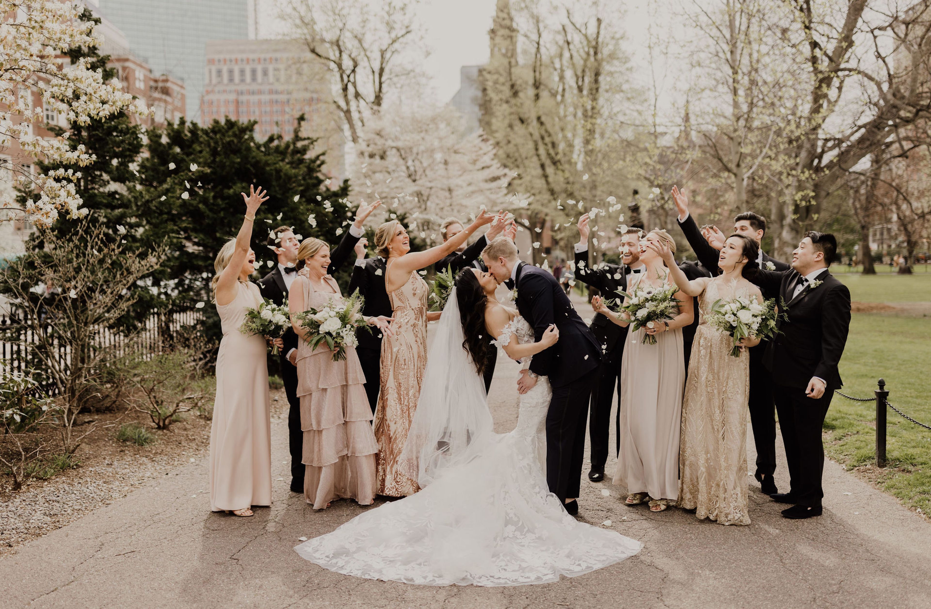 Cover photo of 33 MUNROE