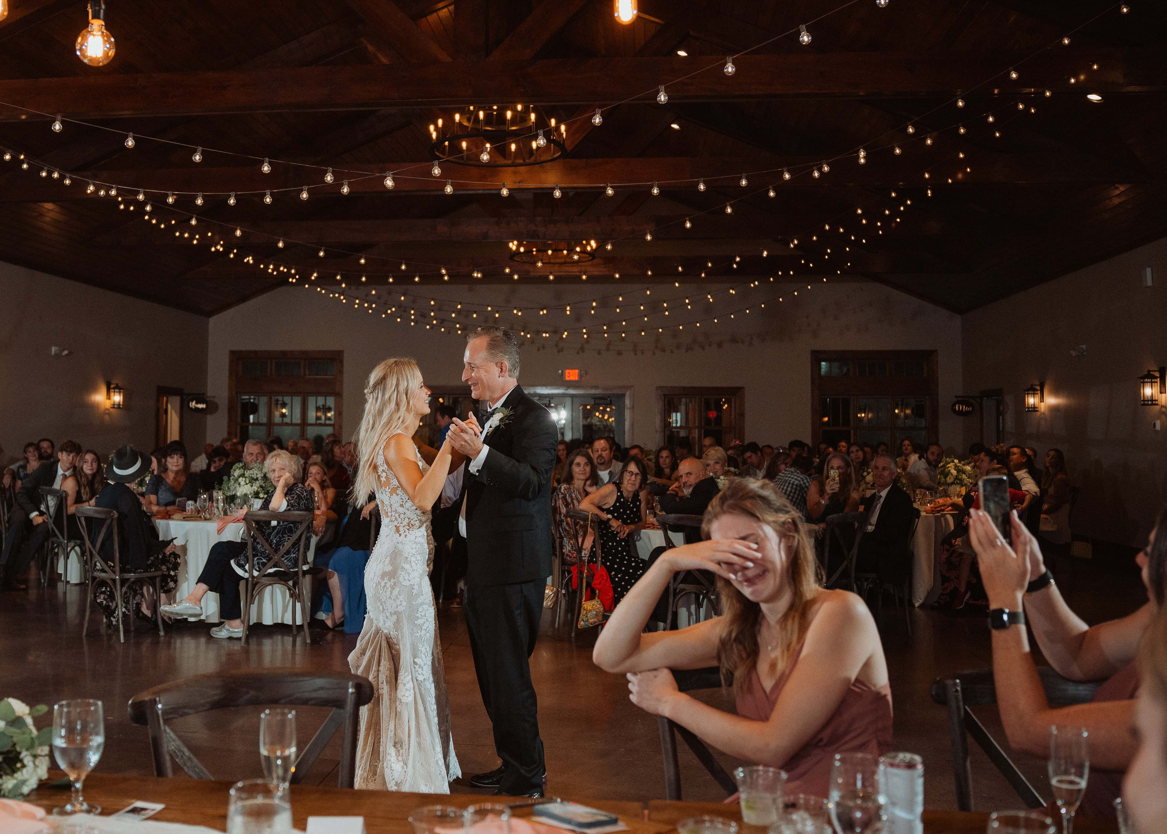 Cover photo of Emie's Photo