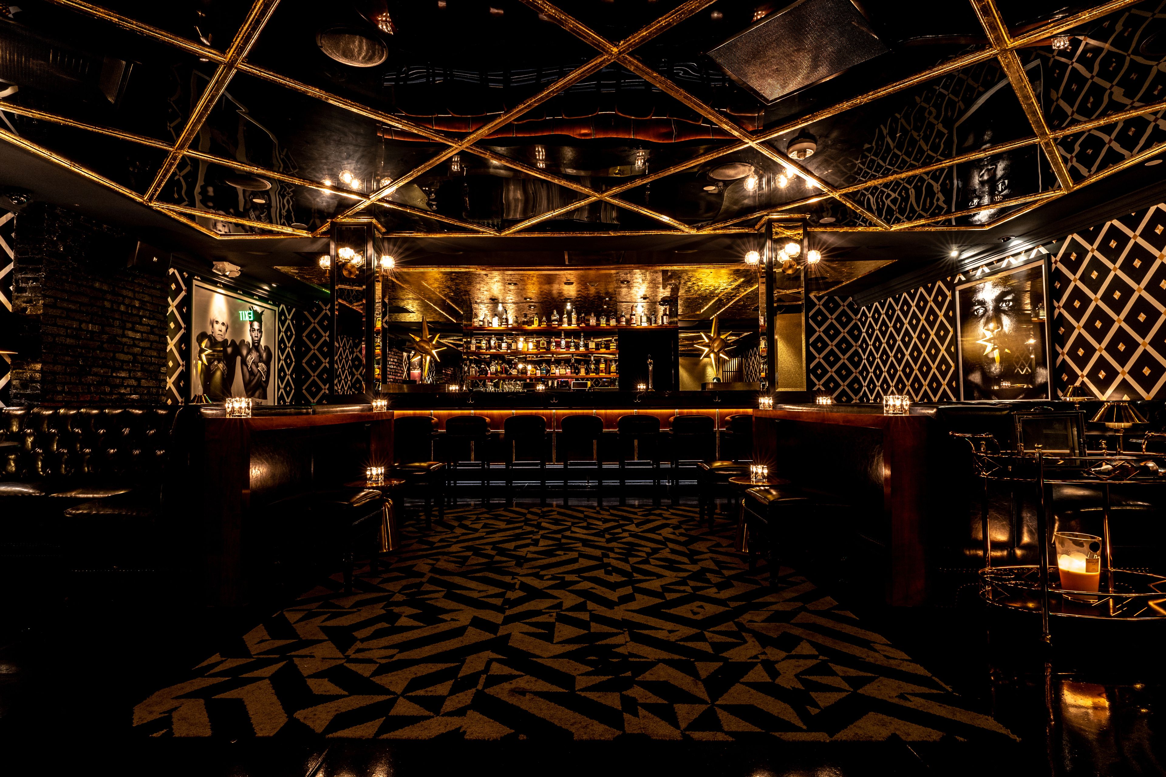 Cover photo of THE QUEENSBERRY