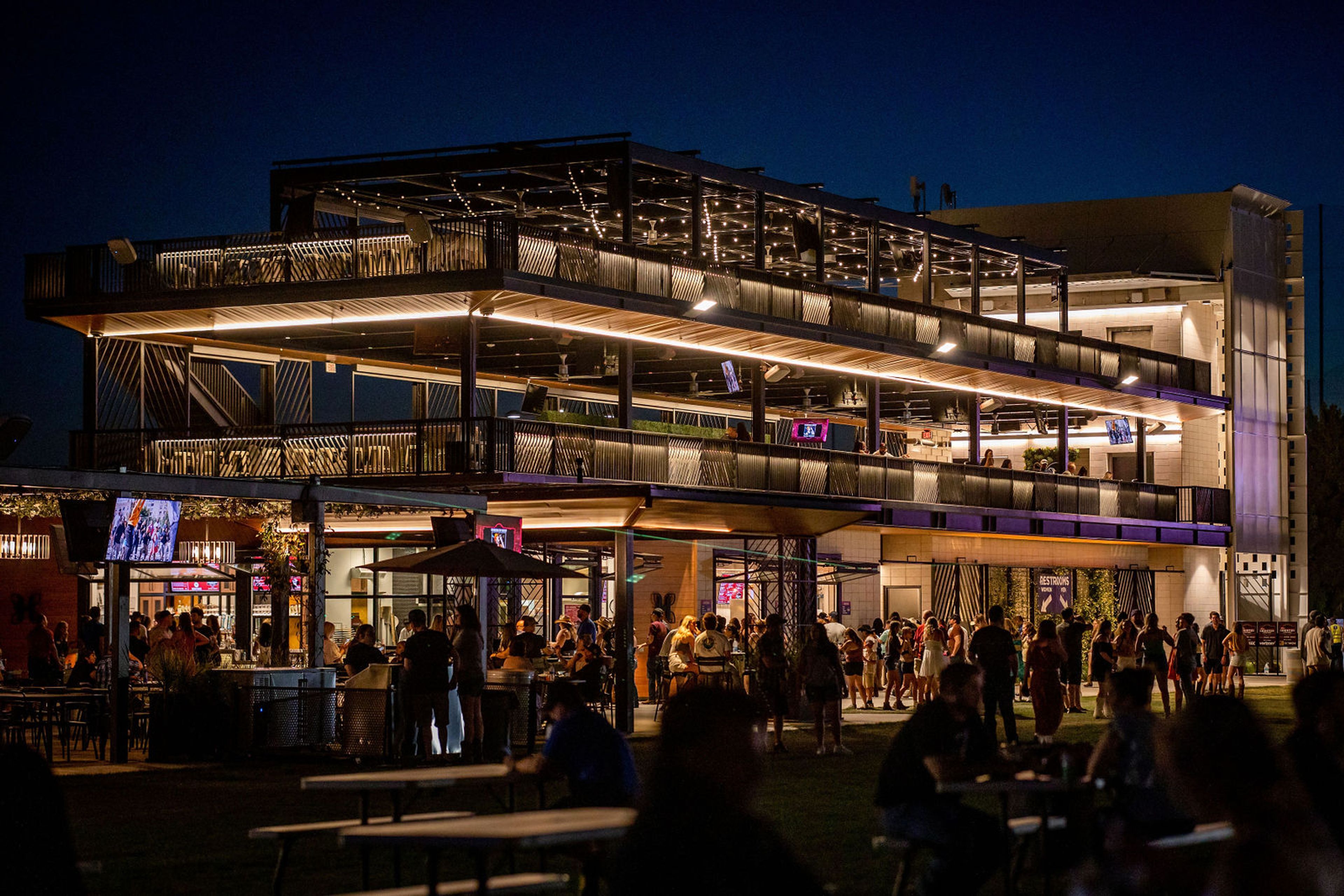 Cover photo of Heritage at Sportsmans Park