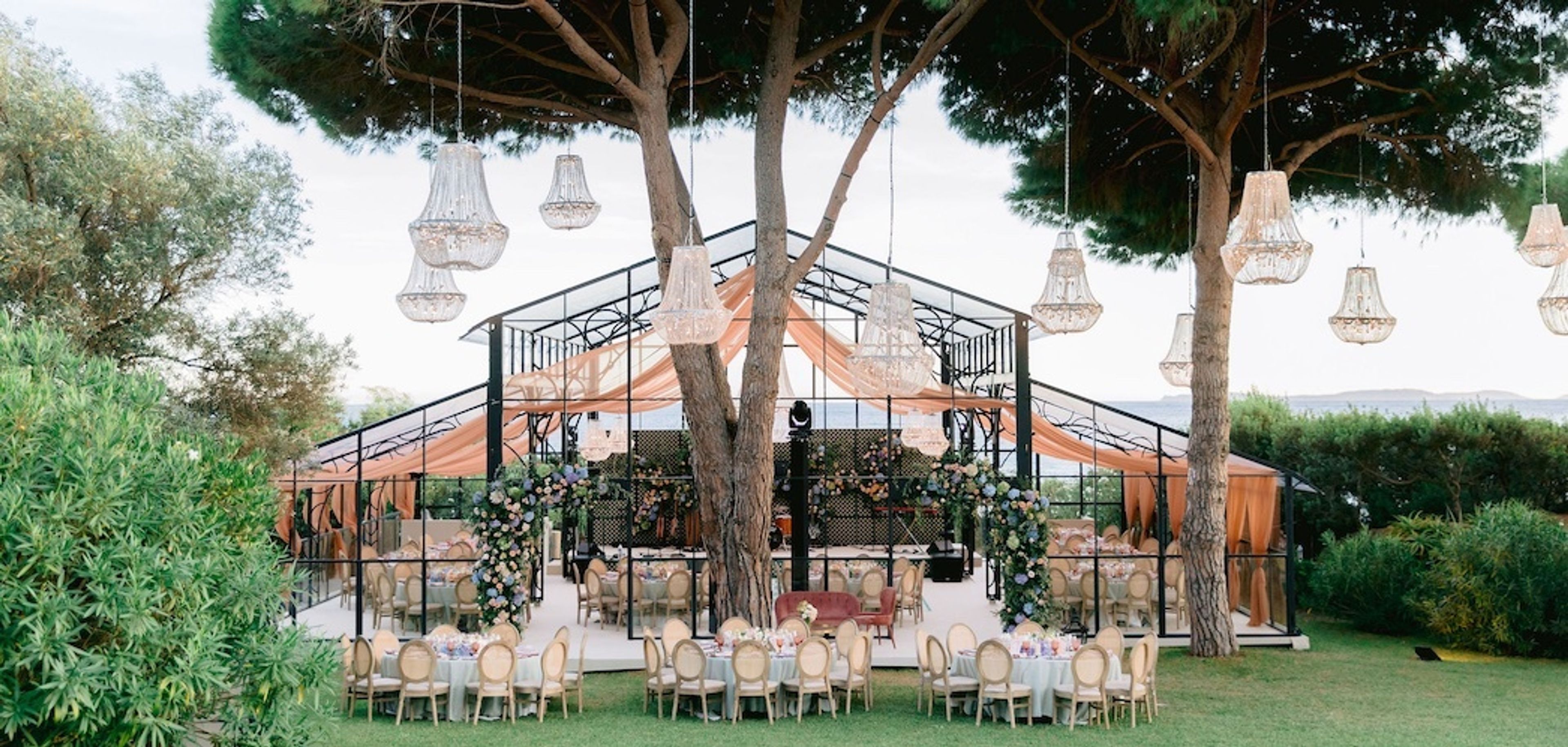 Cover photo of Fête in France