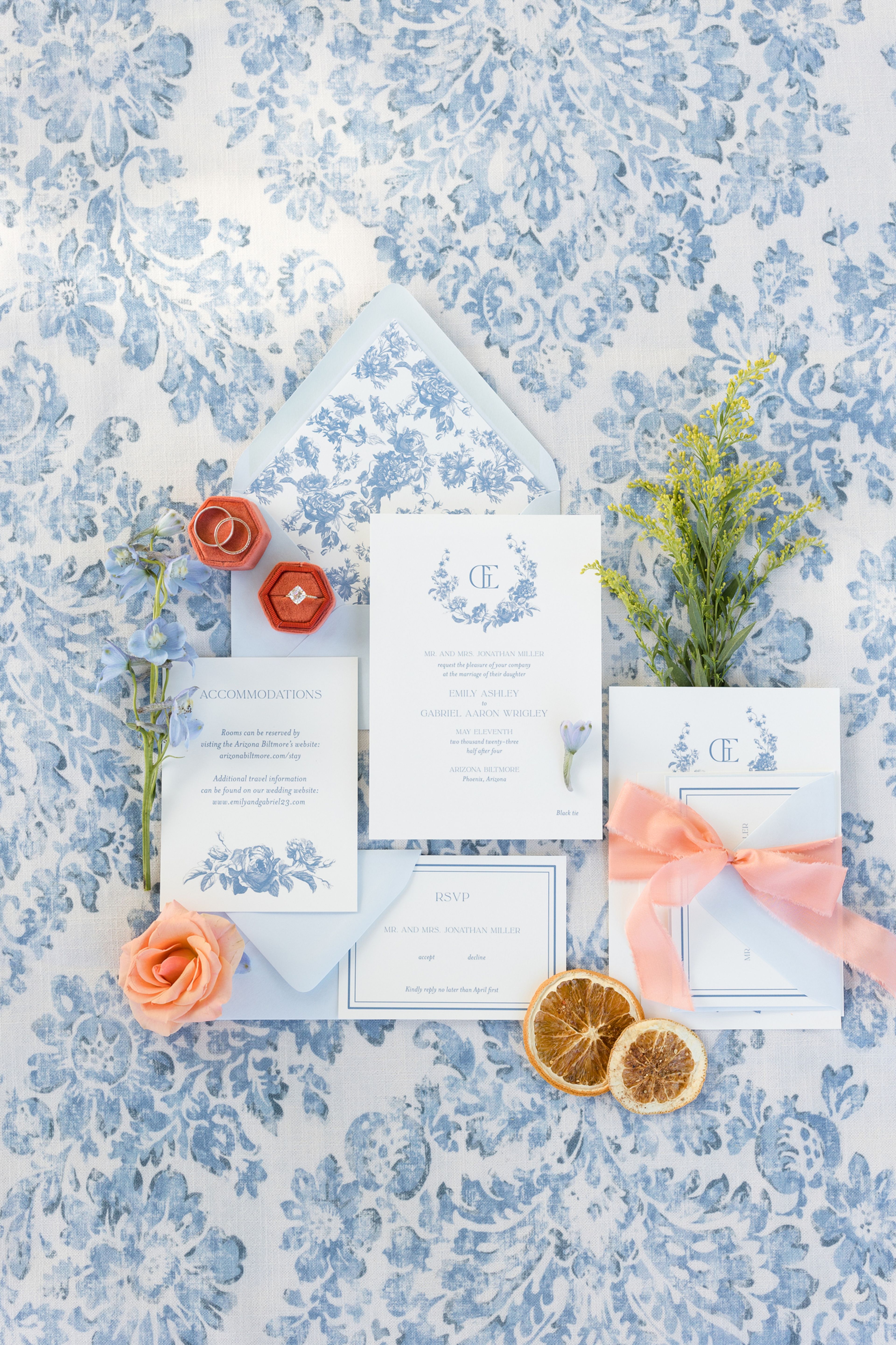 Cover photo of Lauren Yvonne Design