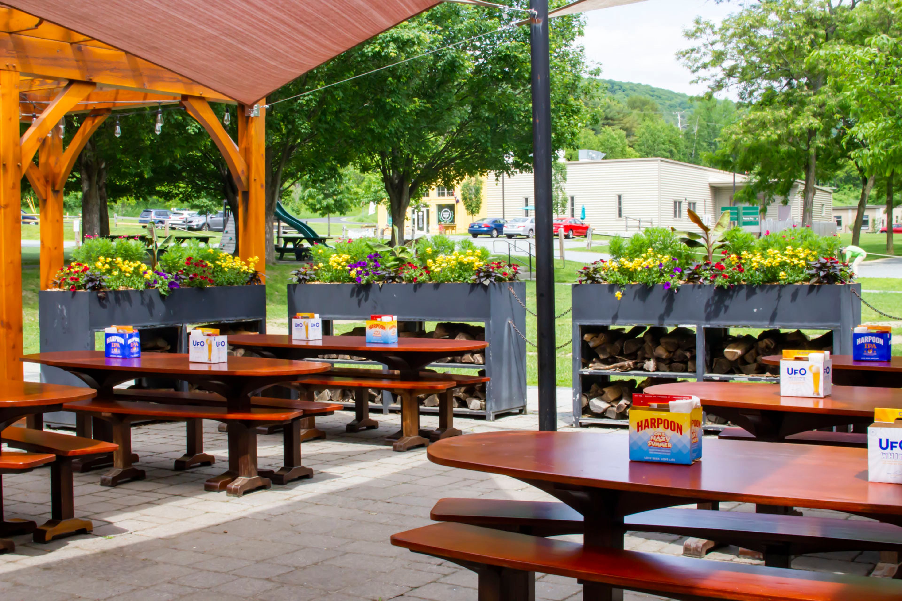 Cover photo of Harpoon Taproom and Beer Garden