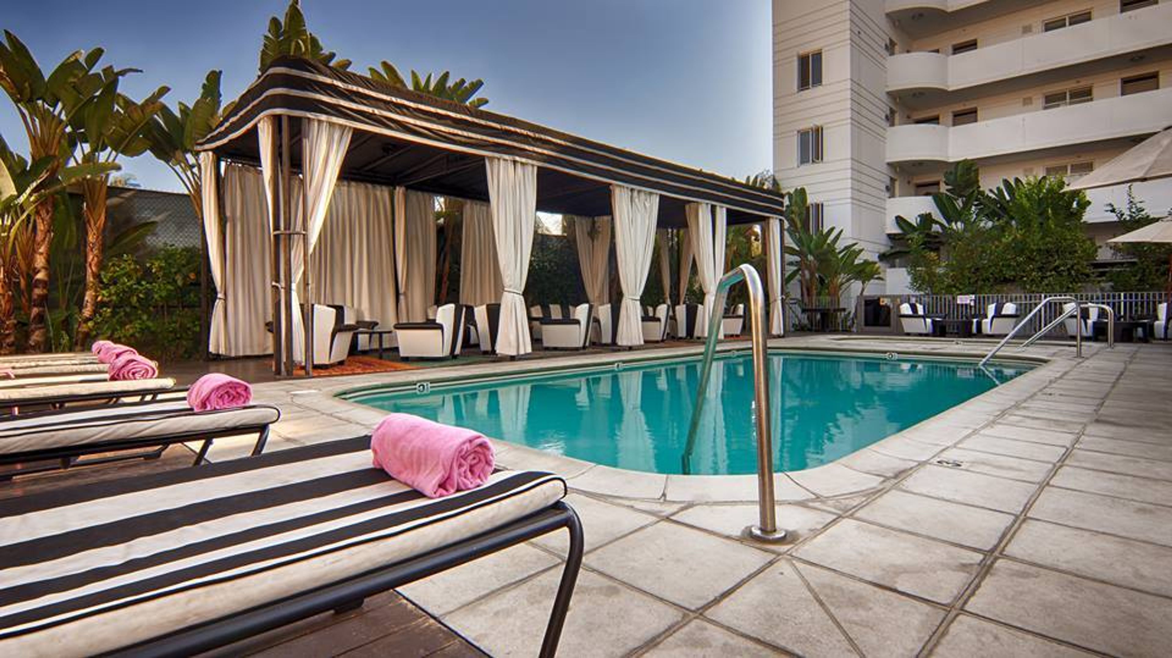 Cover photo of Hotel Shangri-la, Santa Monica