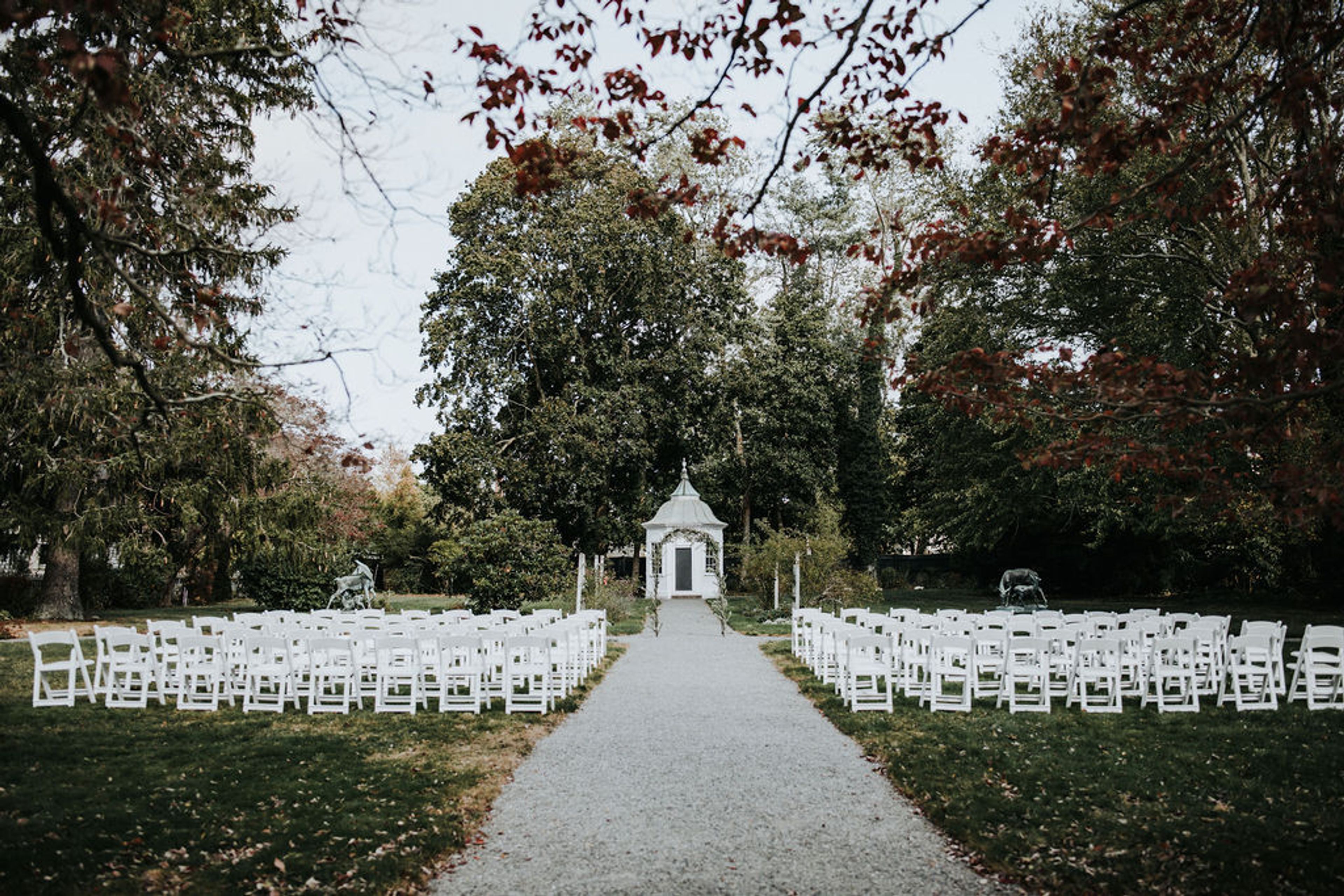 Cover photo of Linden Place