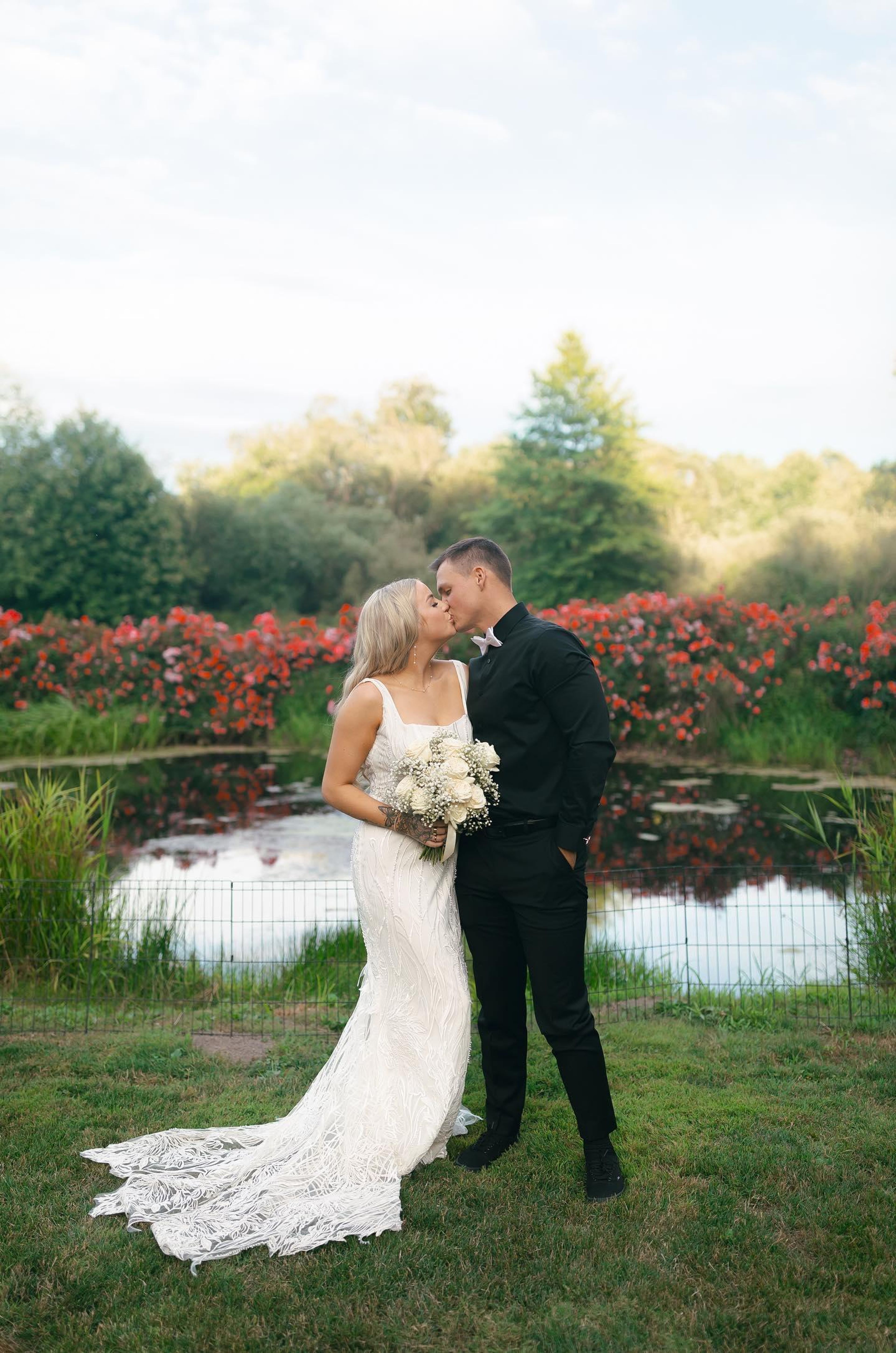 Cover photo of Valley Girl Flowers