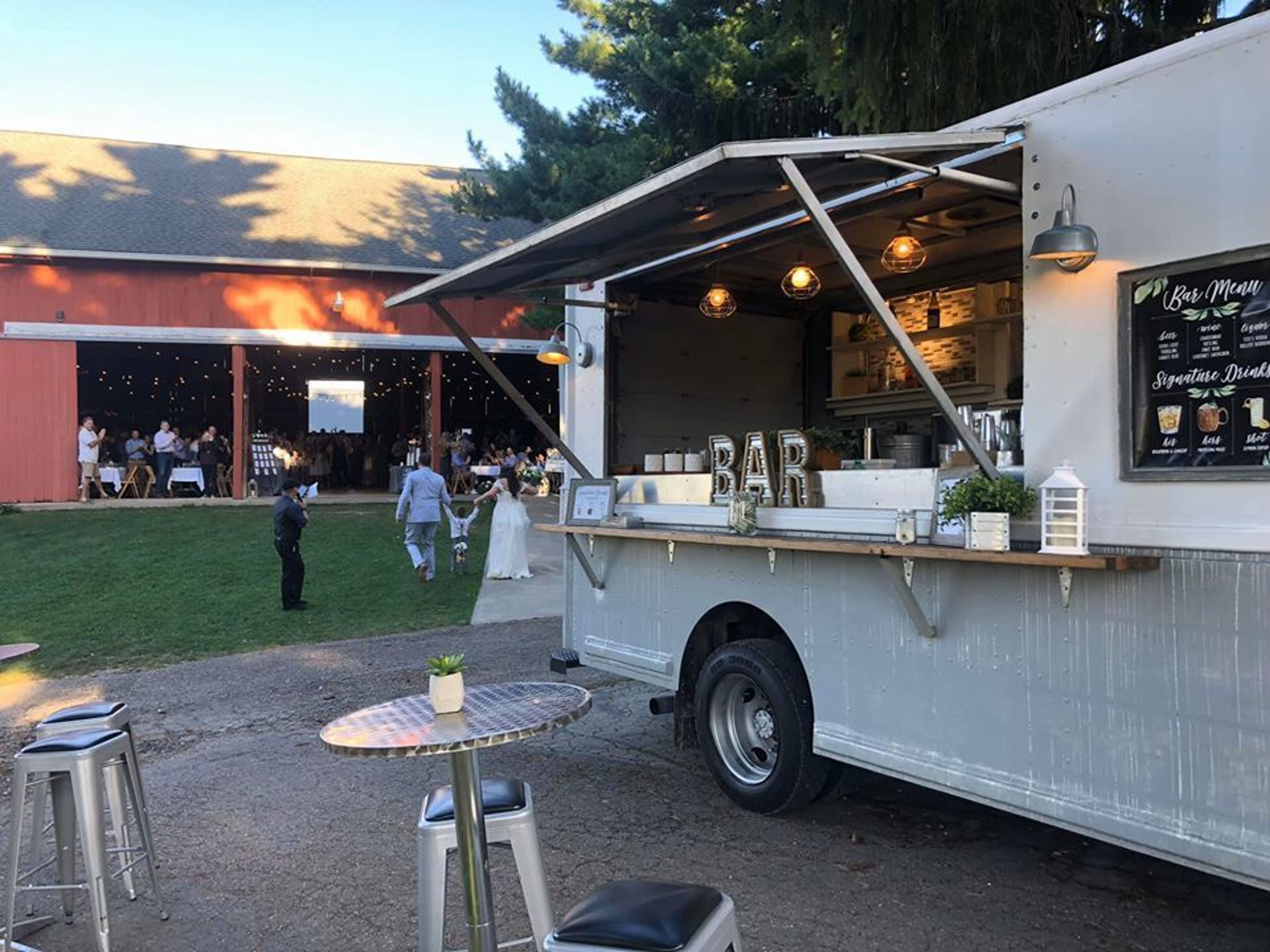 Cover photo of Bartenza Bartending Services