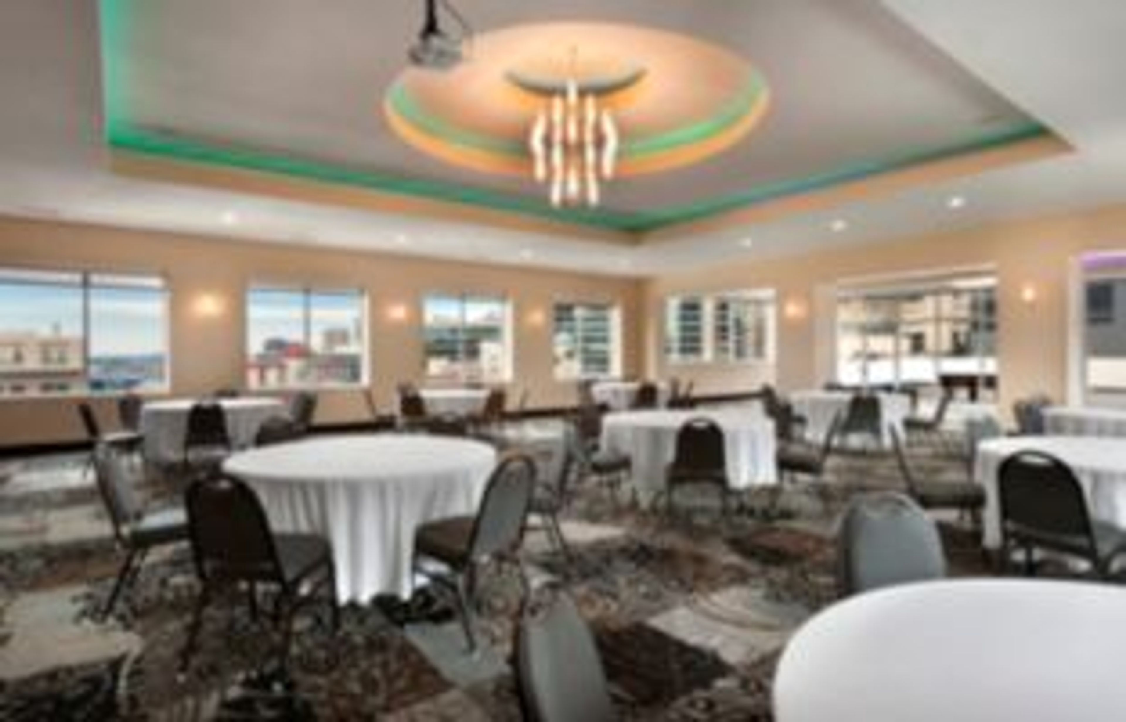 Cover photo of Holiday Inn Express & Suites Atlanta Downtown