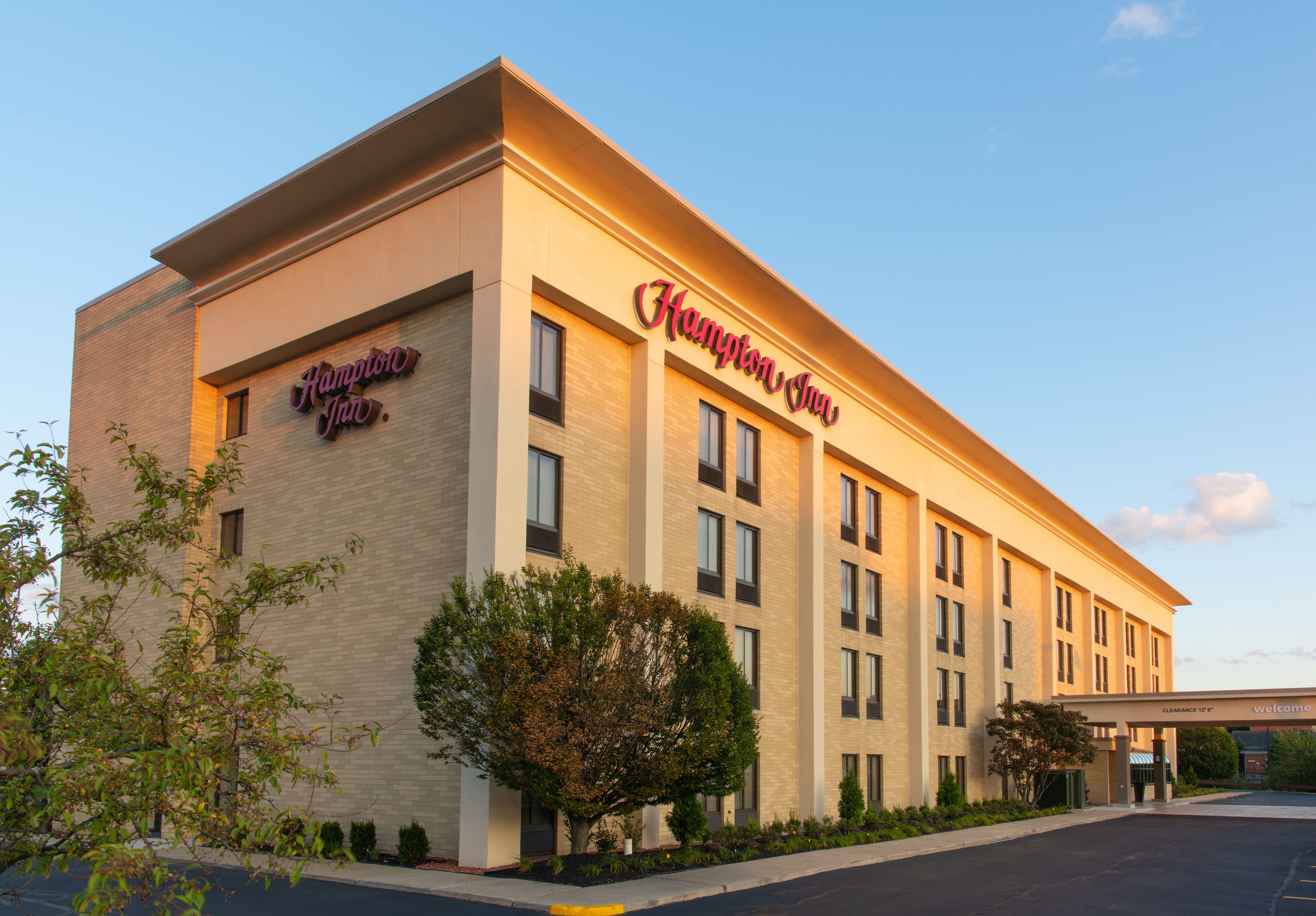 Cover photo of Hampton Inn Cleveland/Solon