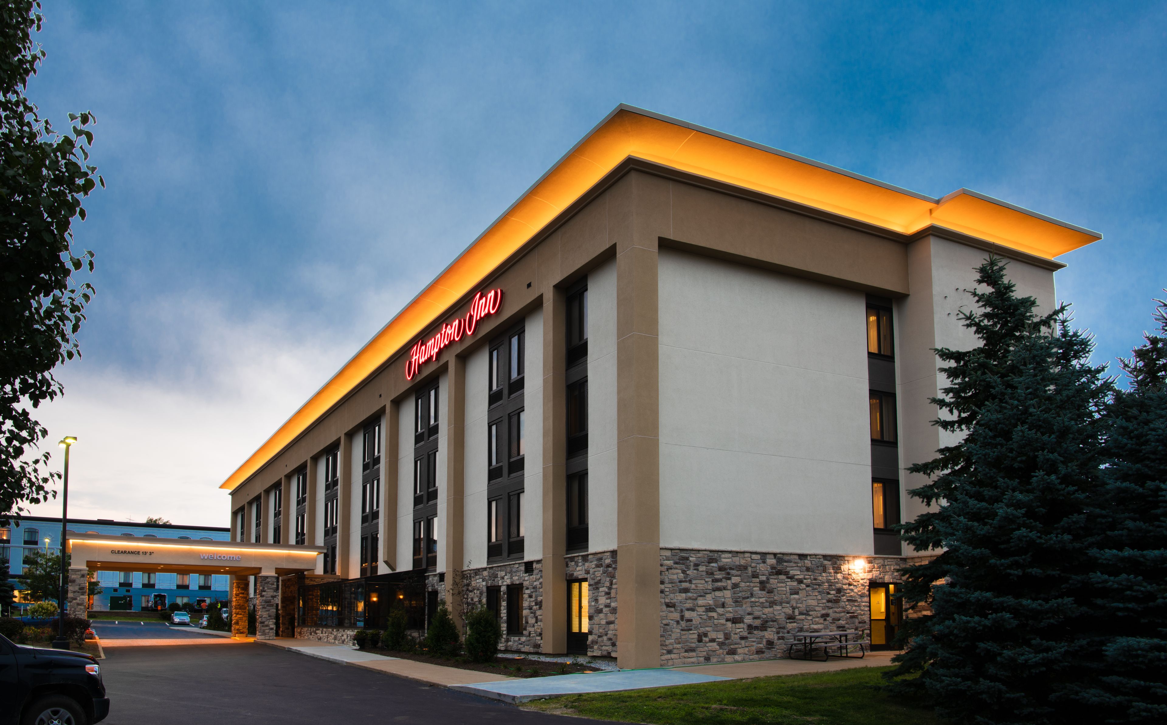 Cover photo of Hampton Inn Erie-South